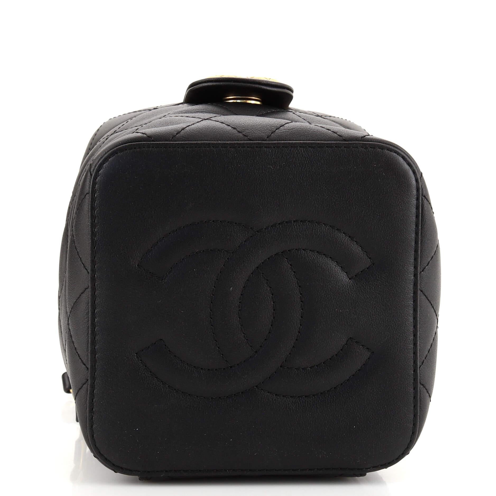 Chanel Vanity Case with Chain Quilted Calfskin Small 1
