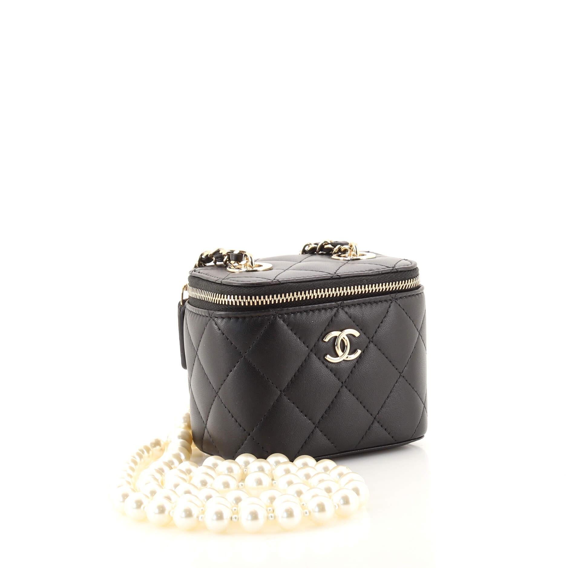 Chanel Vanity Case with Pearl Chain Quilted Lambskin Mini In Good Condition In NY, NY