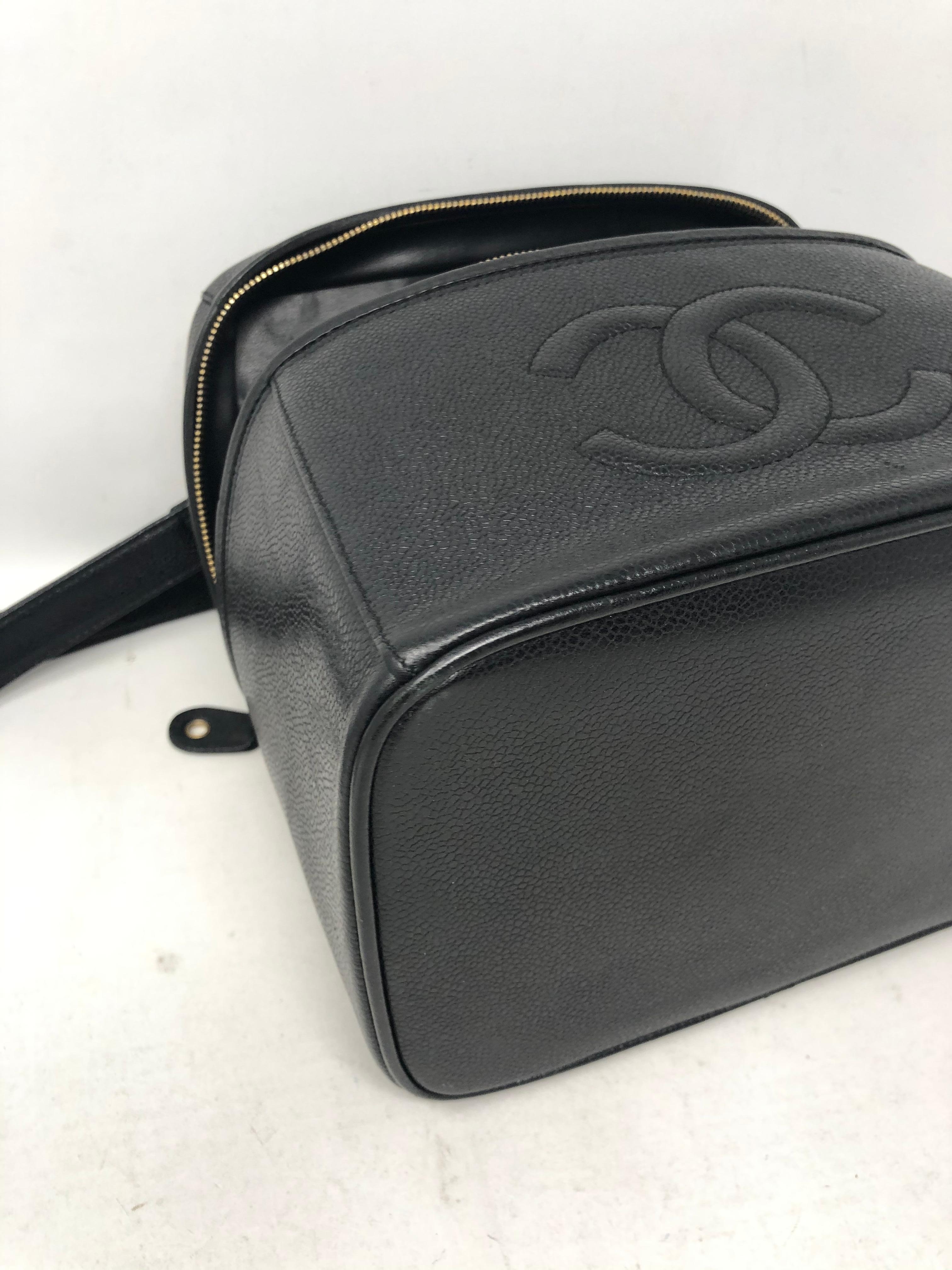 Chanel Vanity Case With Strap  3