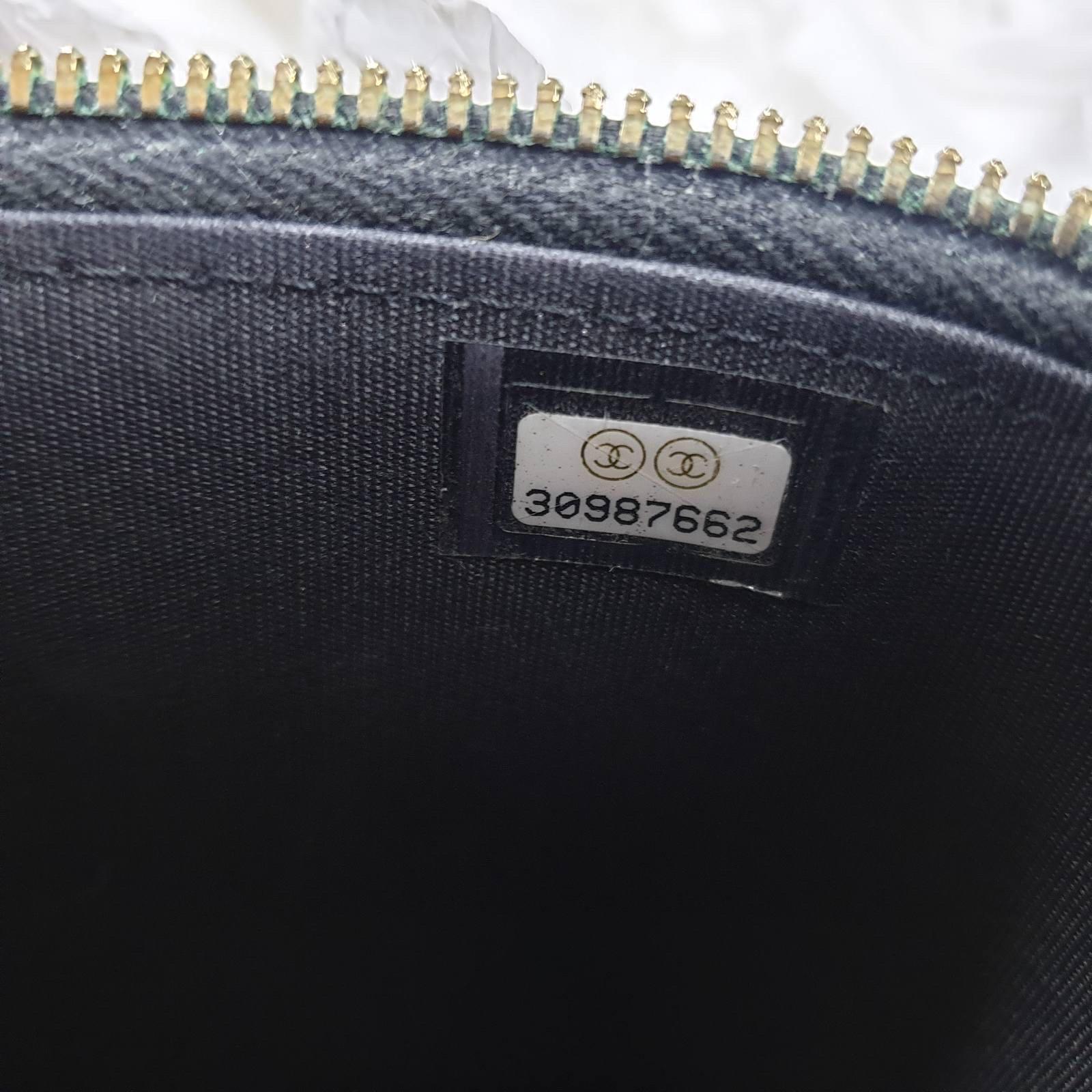 Chanel Vanity Chain Raffia Jute Thread Black Beige Bag For Sale 6
