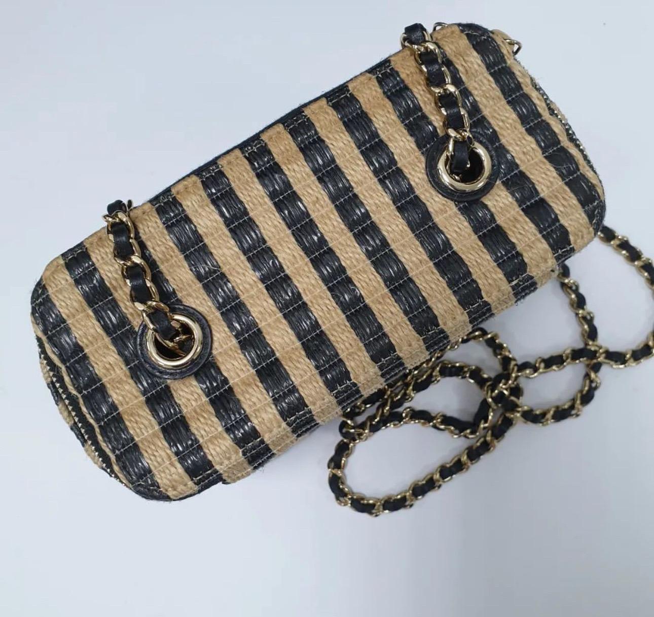 Women's Chanel Vanity Chain Raffia Jute Thread Black Beige Bag For Sale