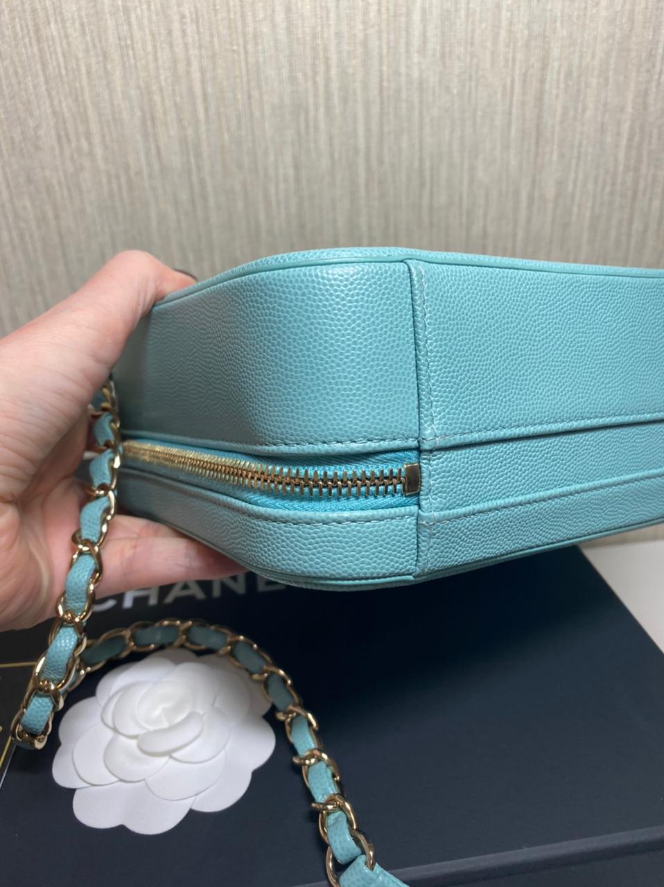 Chanel Vanity Medium Case Bag in Tiffany Color For Sale 5