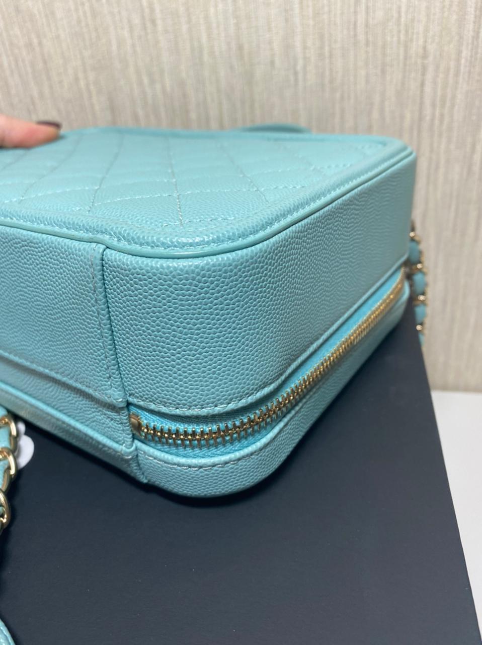 Chanel Vanity Medium Case Bag in Tiffany Color For Sale 6
