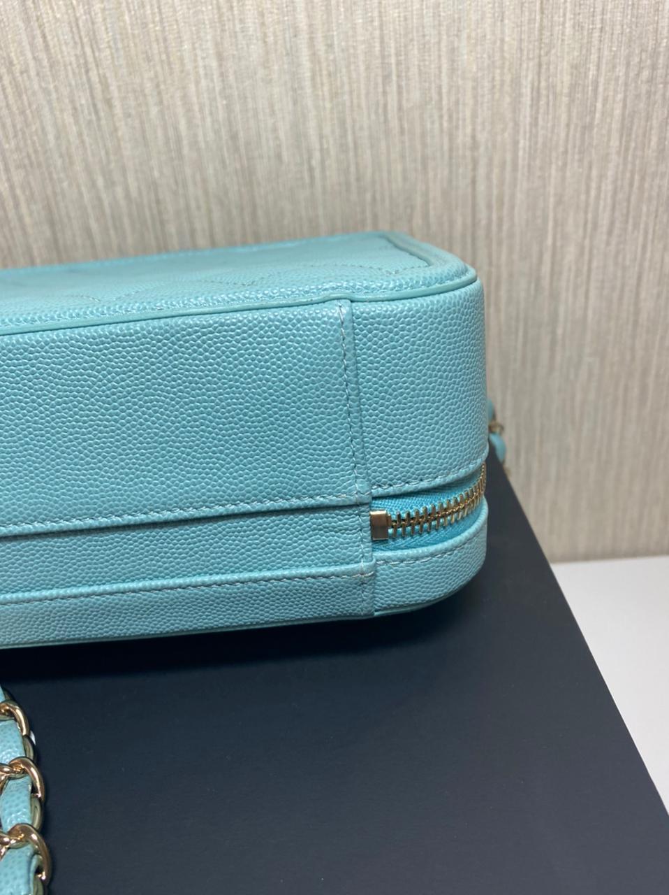 Chanel Vanity Medium Case Bag in Tiffany Color For Sale 1