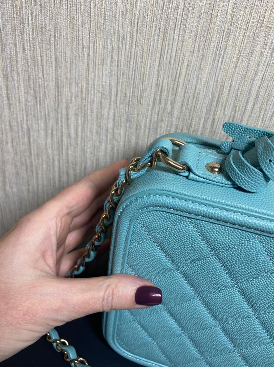 Chanel Vanity Medium Case Bag in Tiffany Color For Sale 2