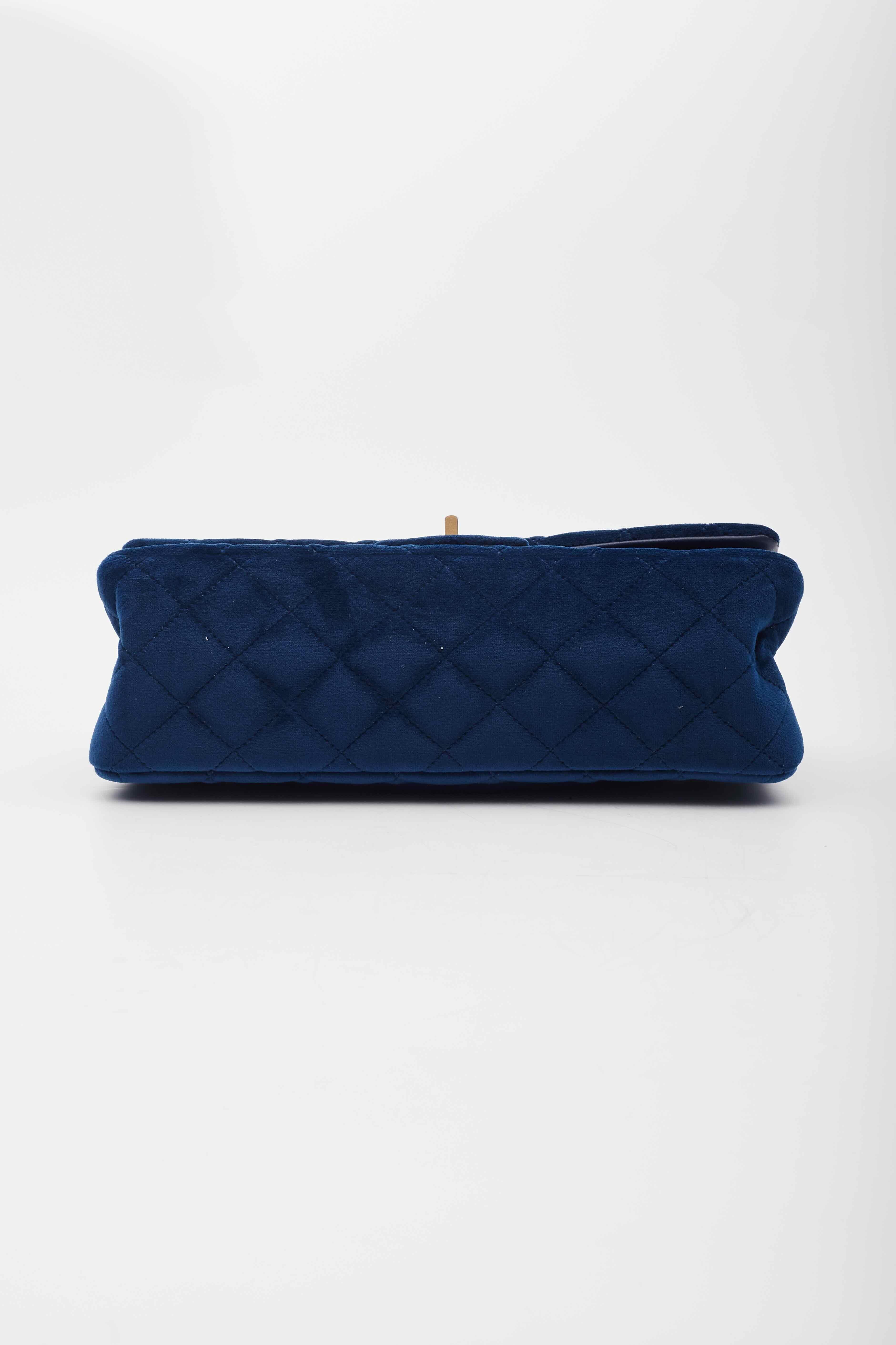 Chanel Velvet Quilted Mini 2.55 Reissue Flap Blue For Sale 1