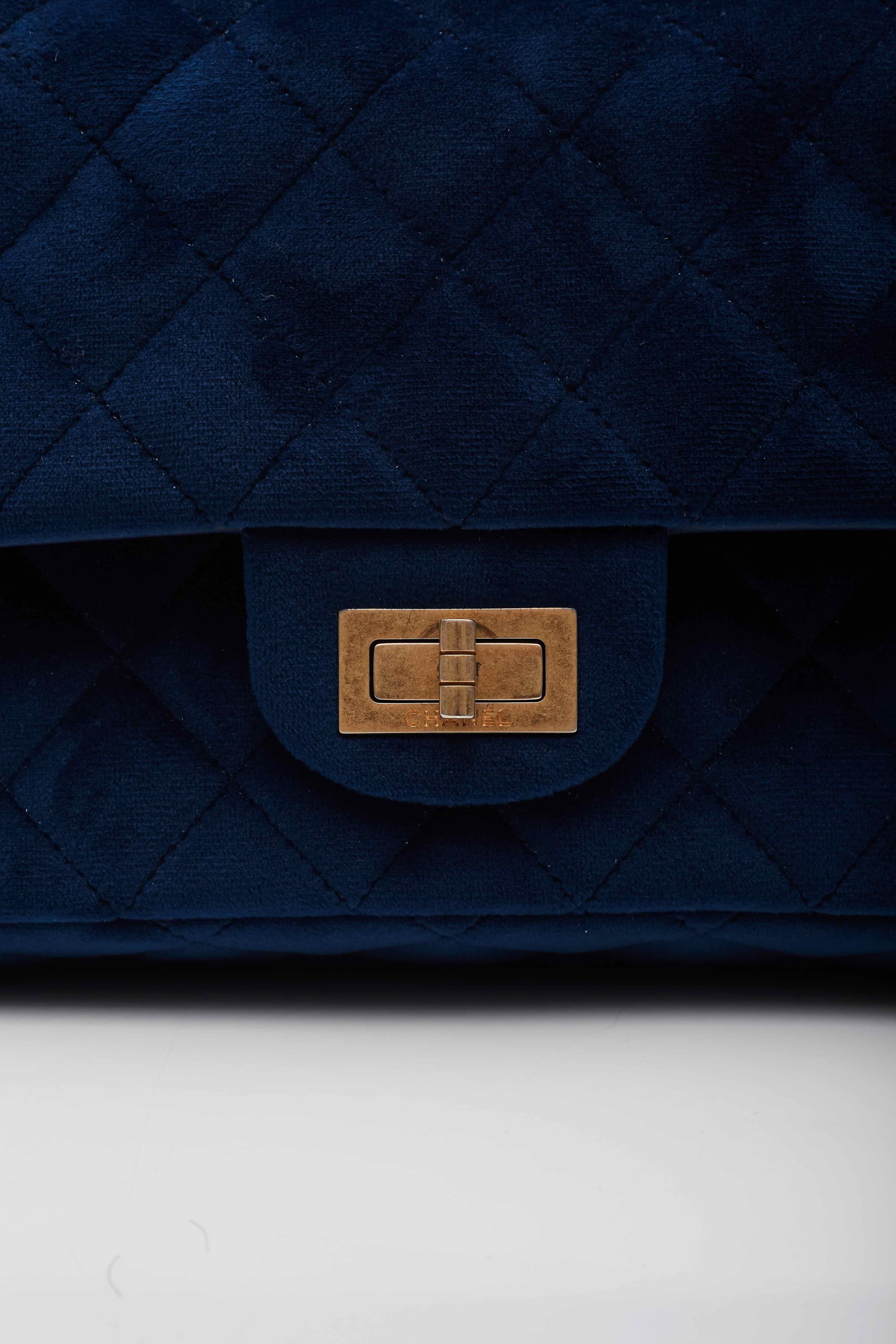 Chanel Velvet Quilted Mini 2.55 Reissue Flap Blue For Sale 2