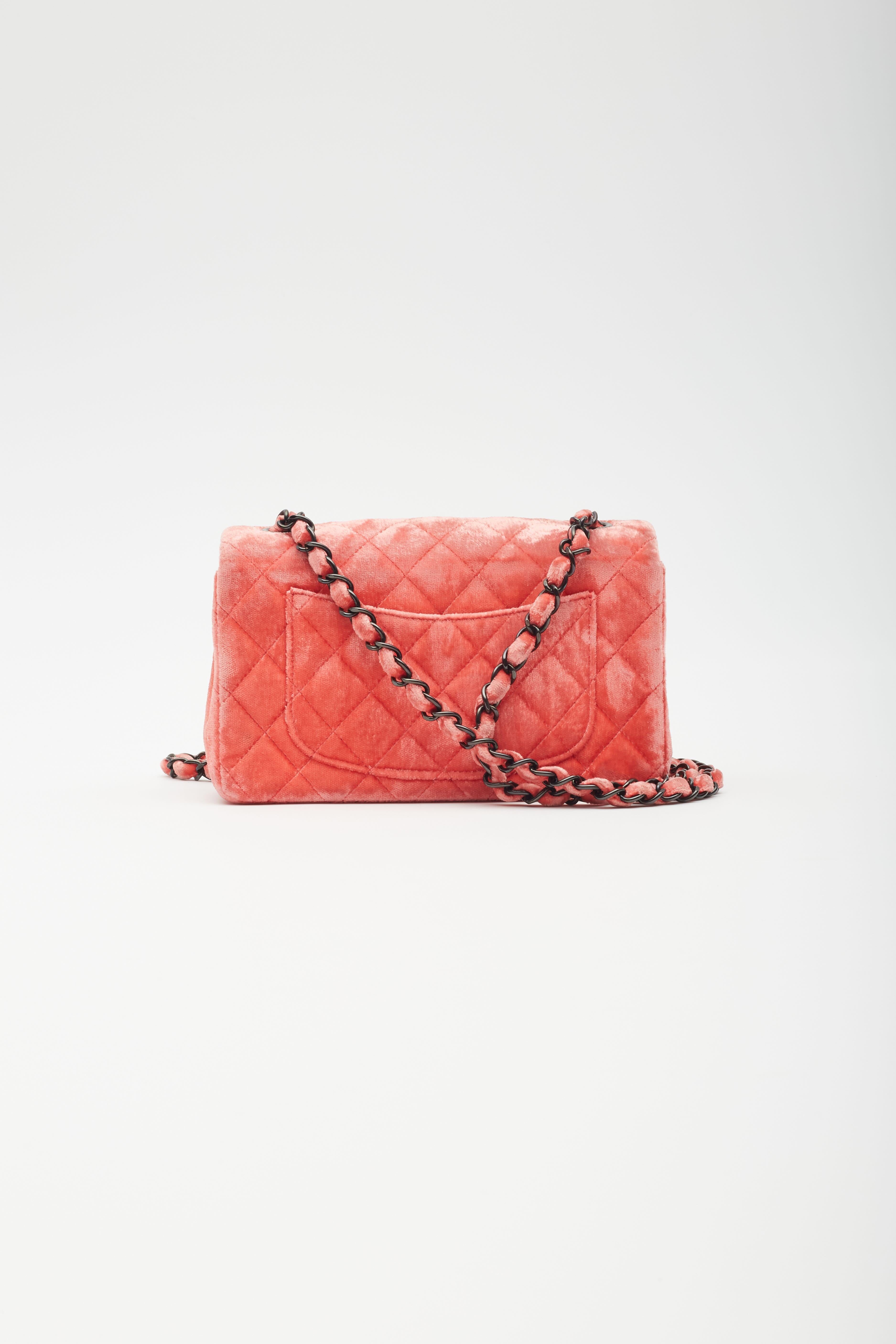 Chanel Velvet Quilted Rectangular Mini Flap Bag Coral In Good Condition For Sale In Montreal, Quebec