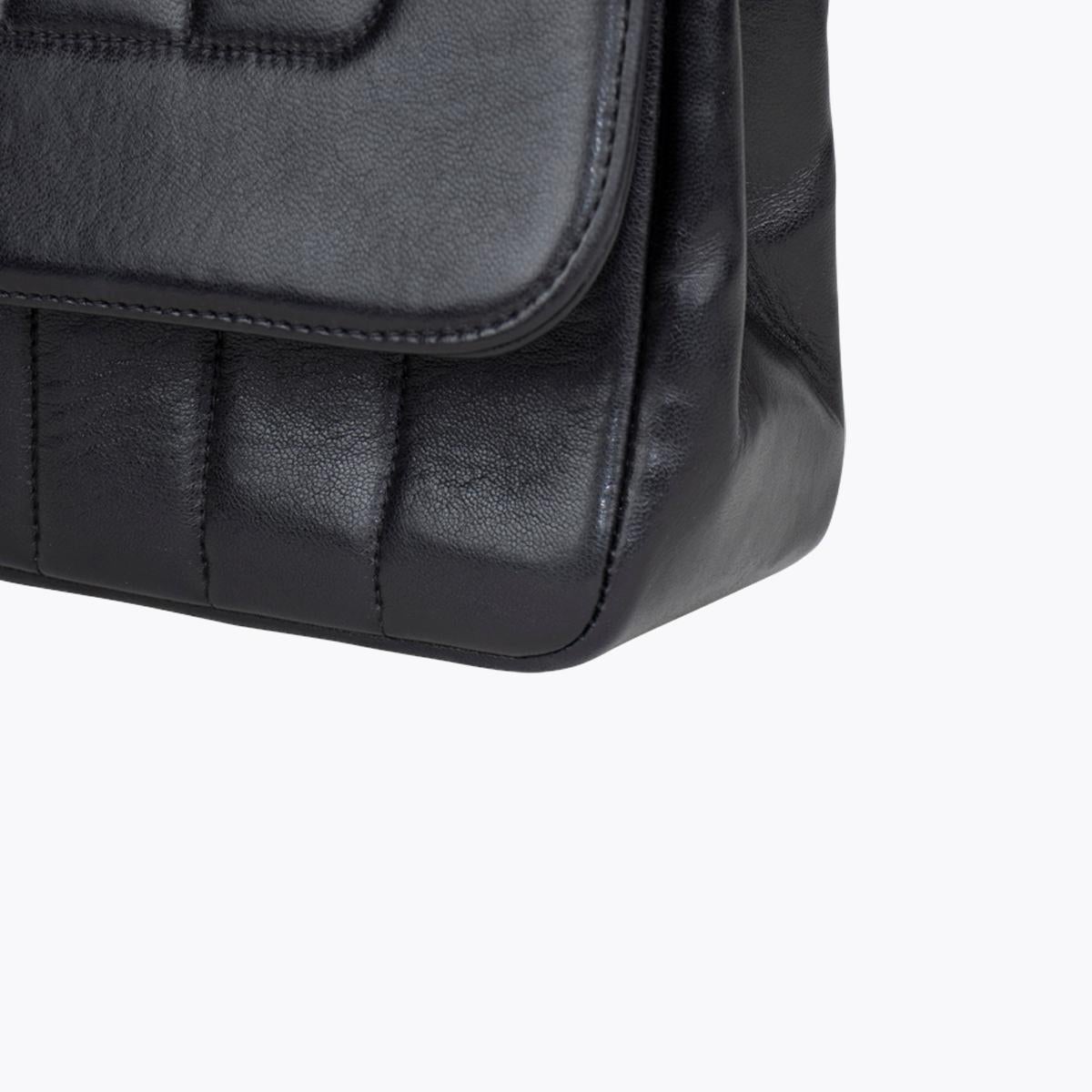 Chanel Vertical Flap Crossbody Bag For Sale 3