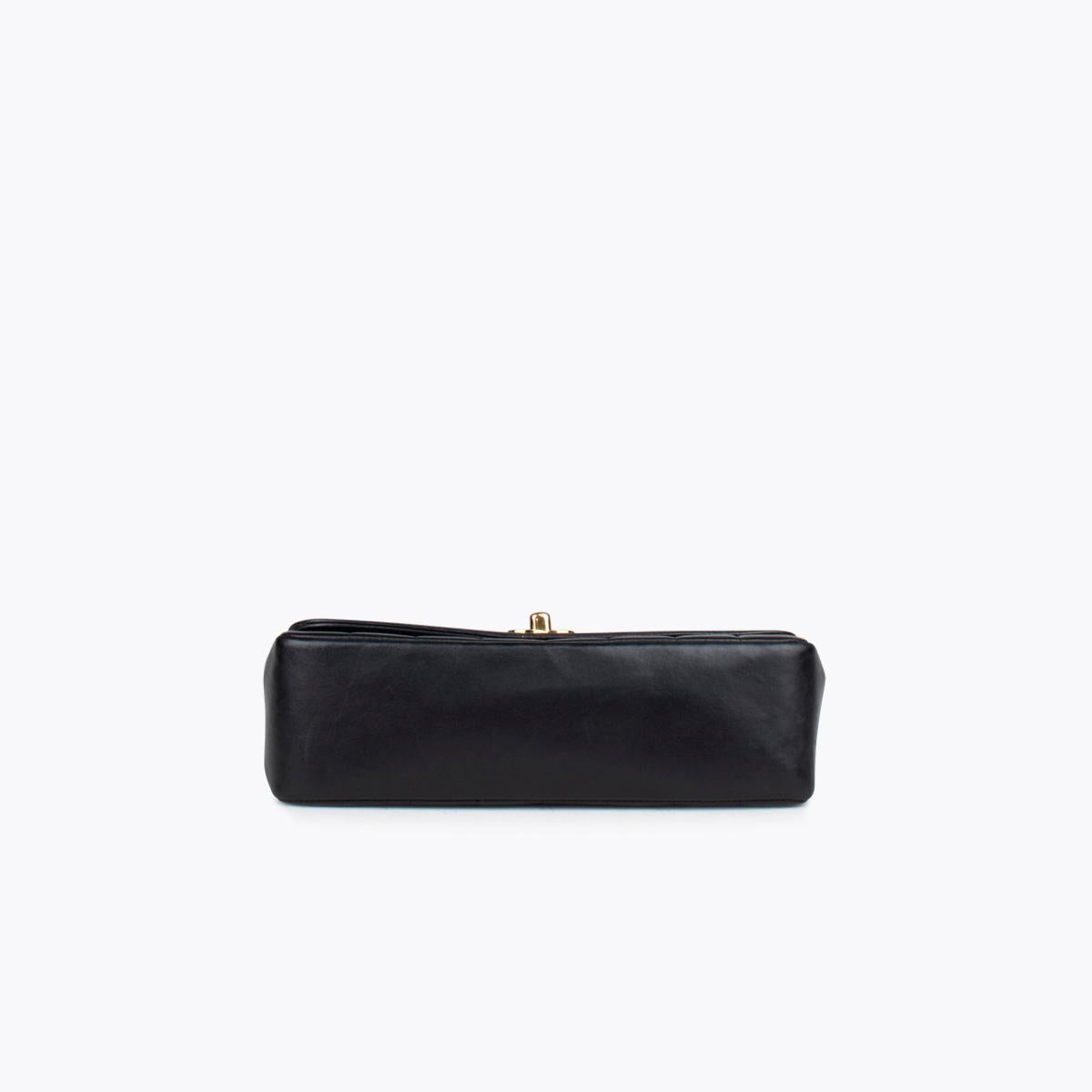 Women's Chanel Vertical Flap Crossbody Bag For Sale