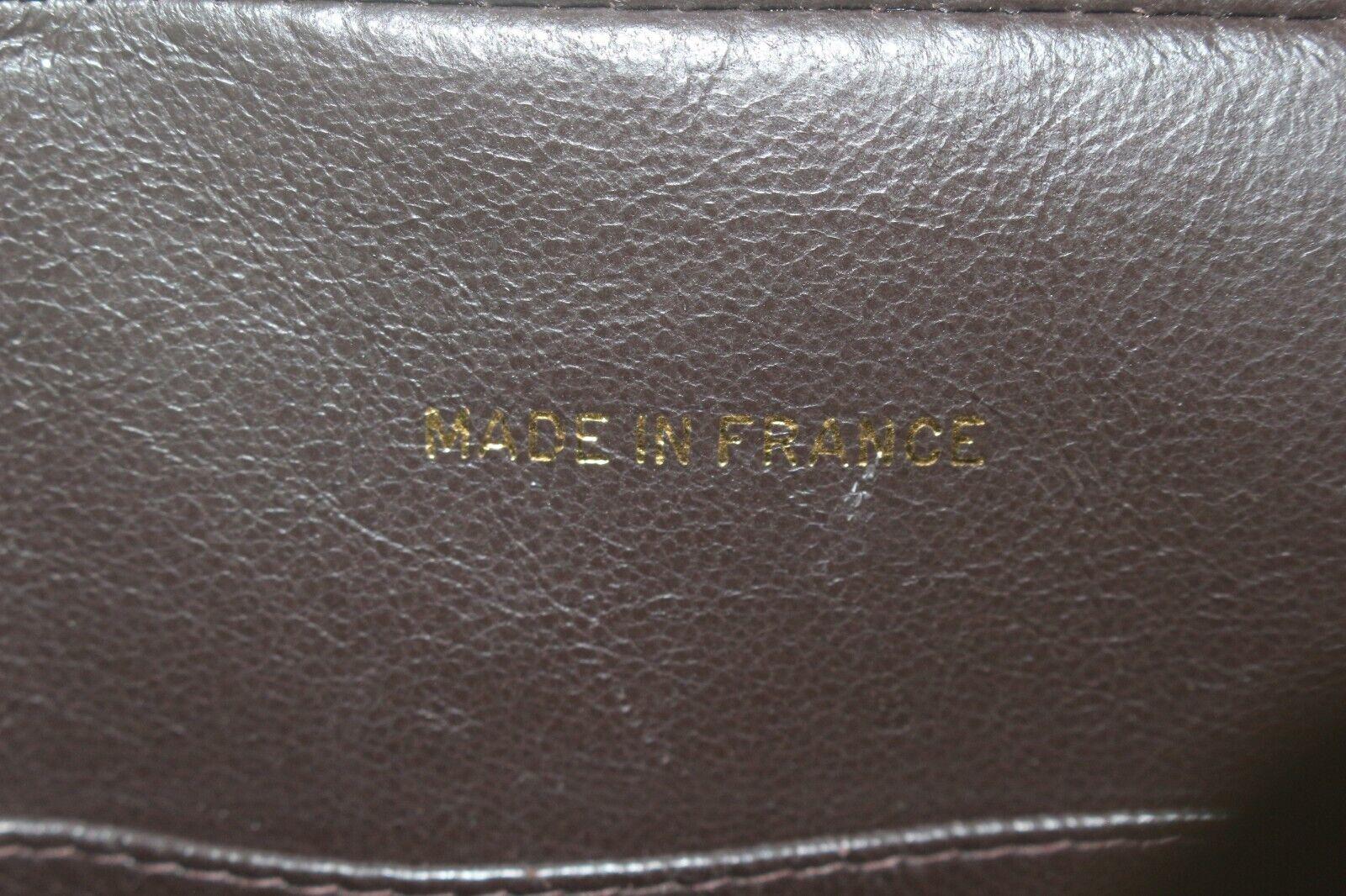 
Date Code/Serial Number: 3070192

Made In: France

Measurements: Length:  9
