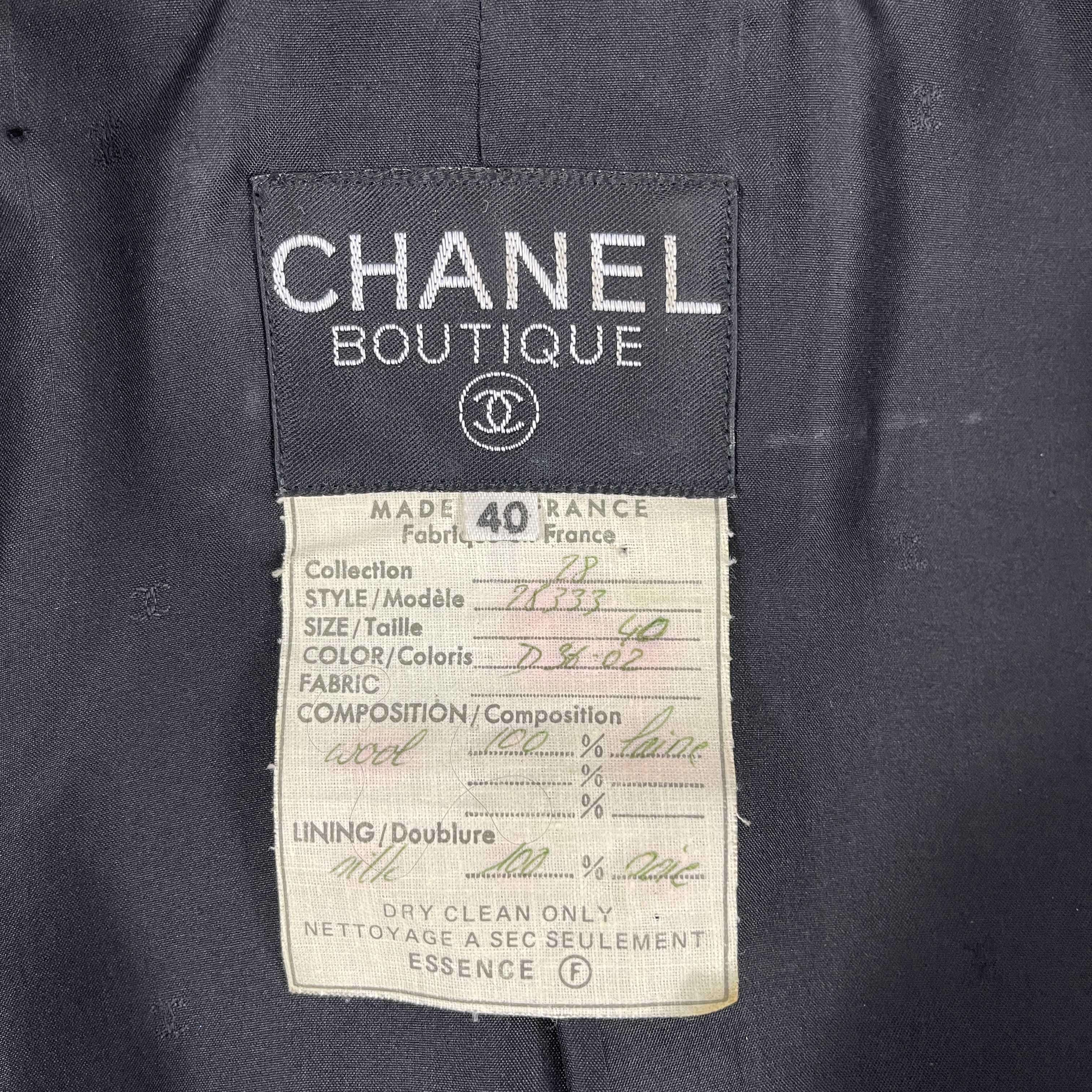 Women's CHANEL - Very Good - Vintage Collection 28 Camellia Suit Jacket set 40, US 8