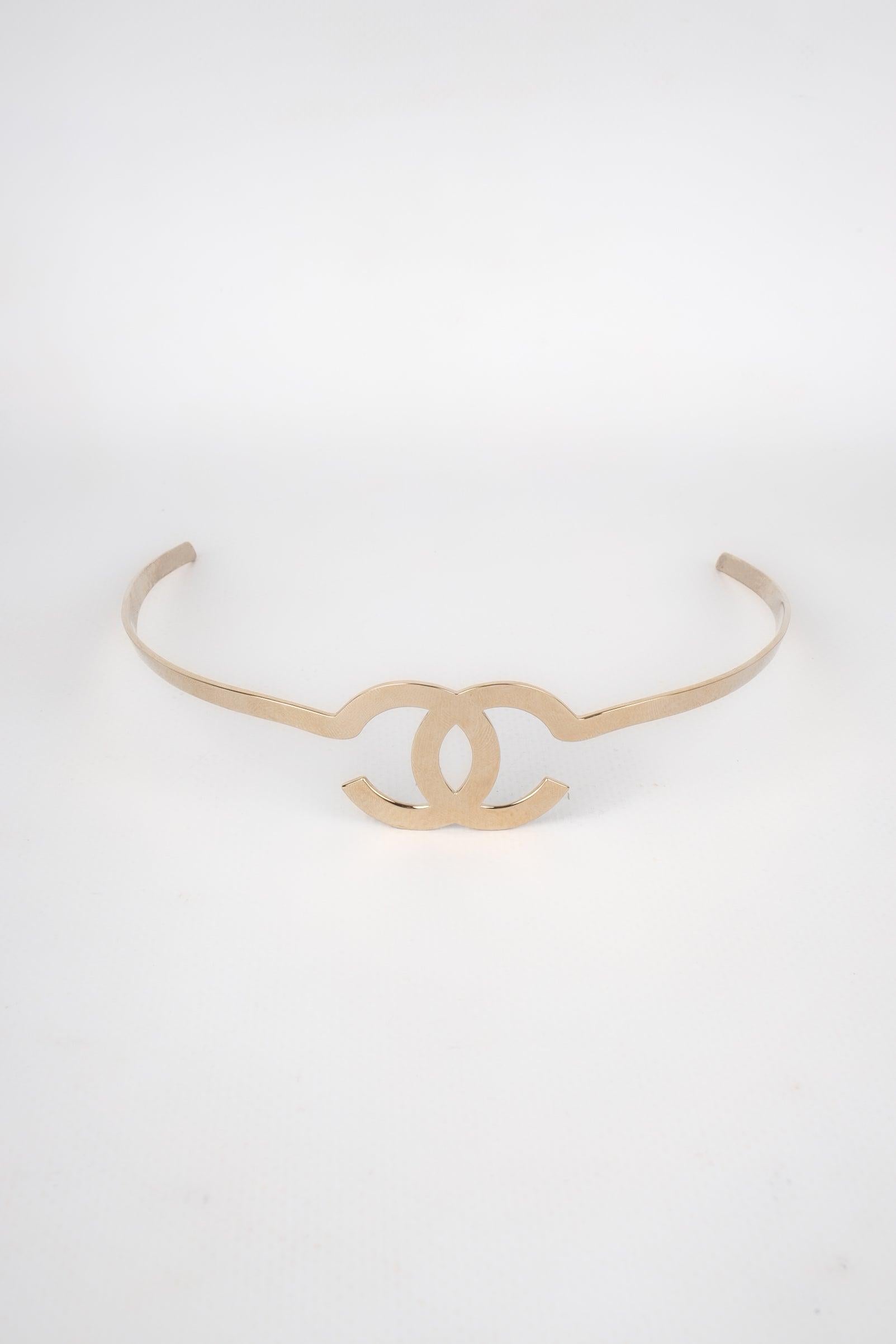Chanel Sehr hellgoldener Metallschmuck Tiara / Kopfschmuck, 2021 im Zustand „Hervorragend“ im Angebot in SAINT-OUEN-SUR-SEINE, FR