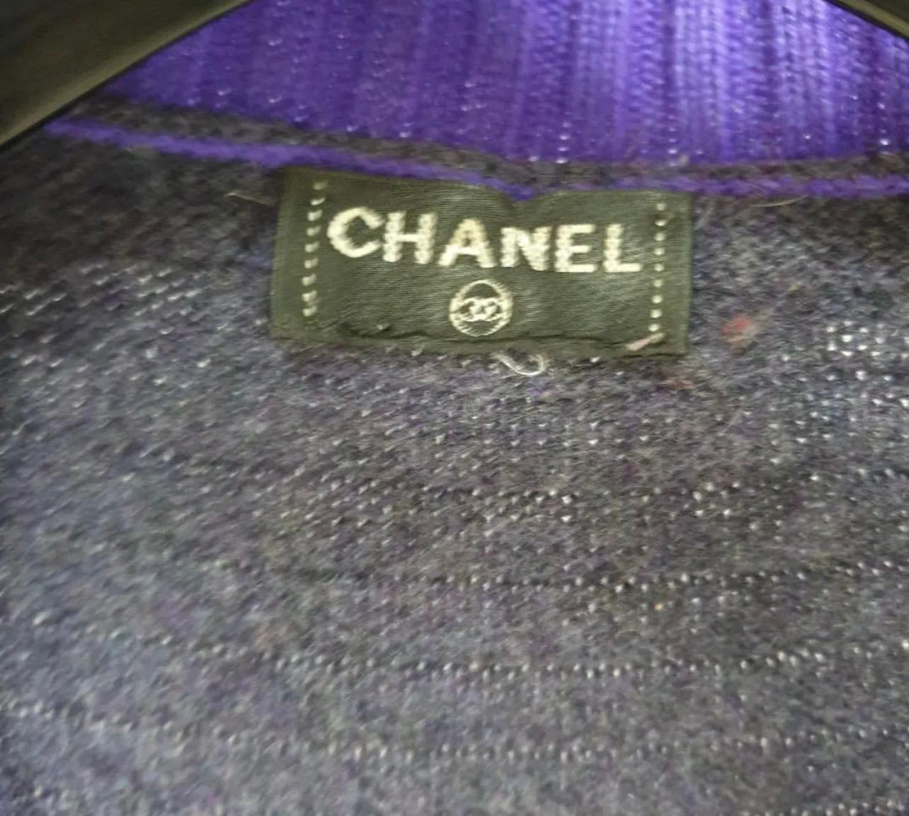 Chanel Very Rare Chanel Emblished Cardigan  en vente 1