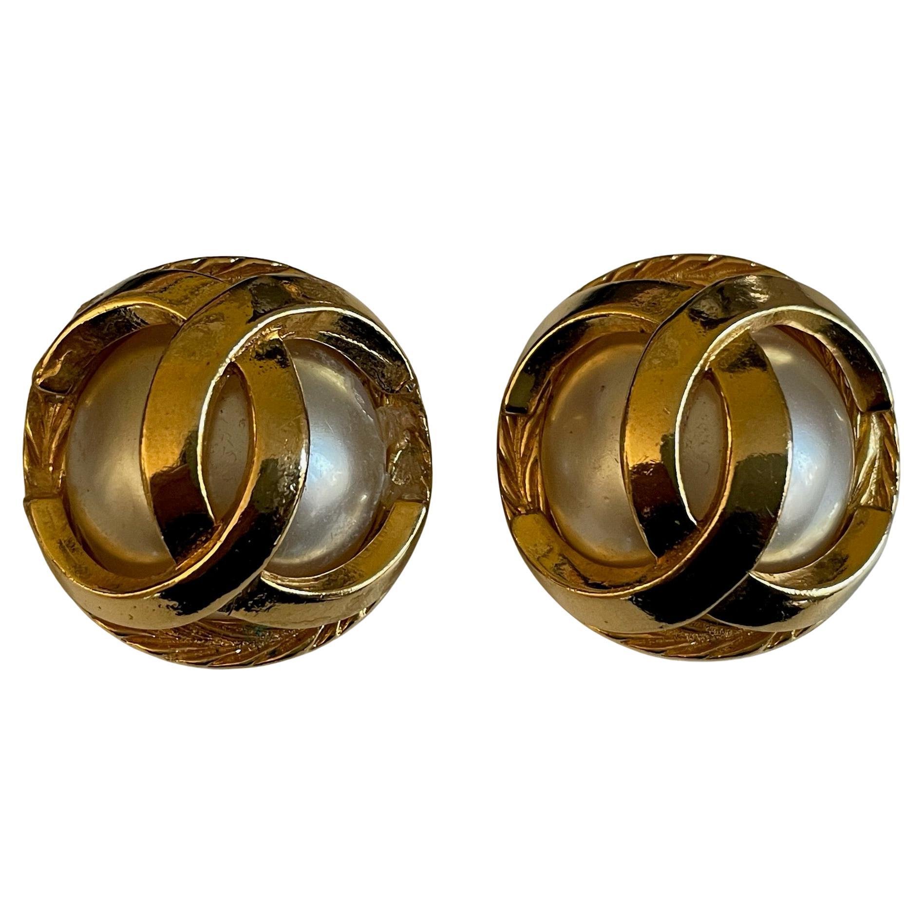 Orecchini Chanel in vendita