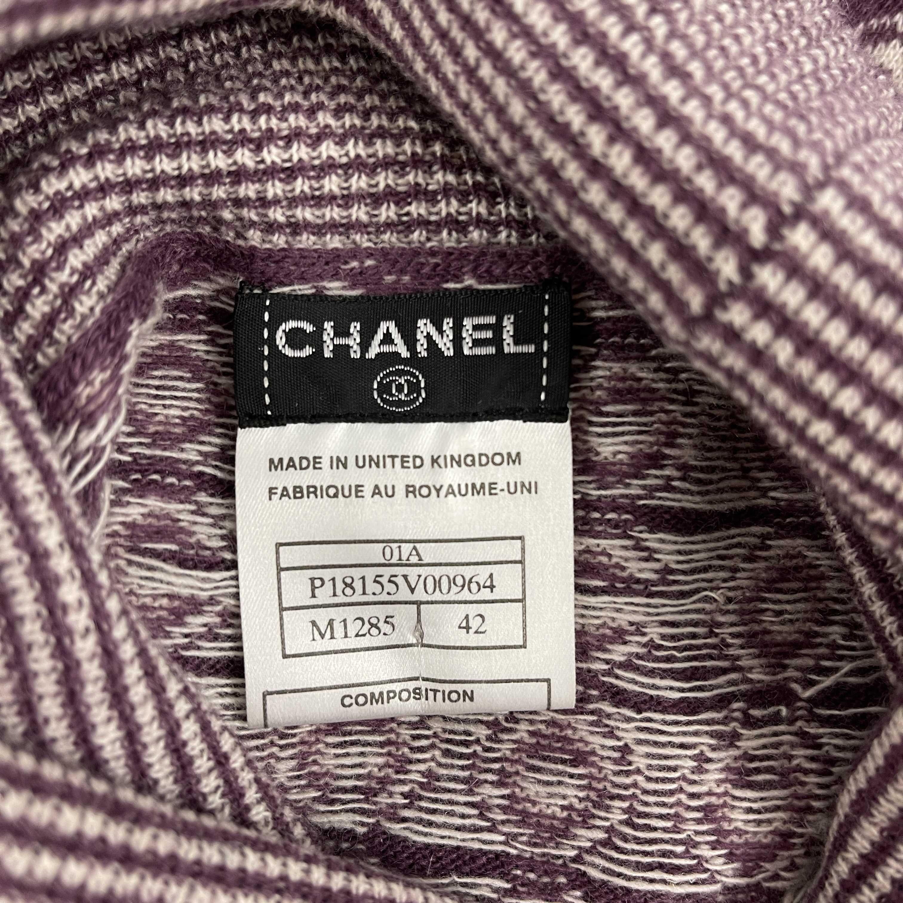 Women's CHANEL Vintage 01A COCO Cashmere Turtleneck Sweater Purple White 42 US L 10