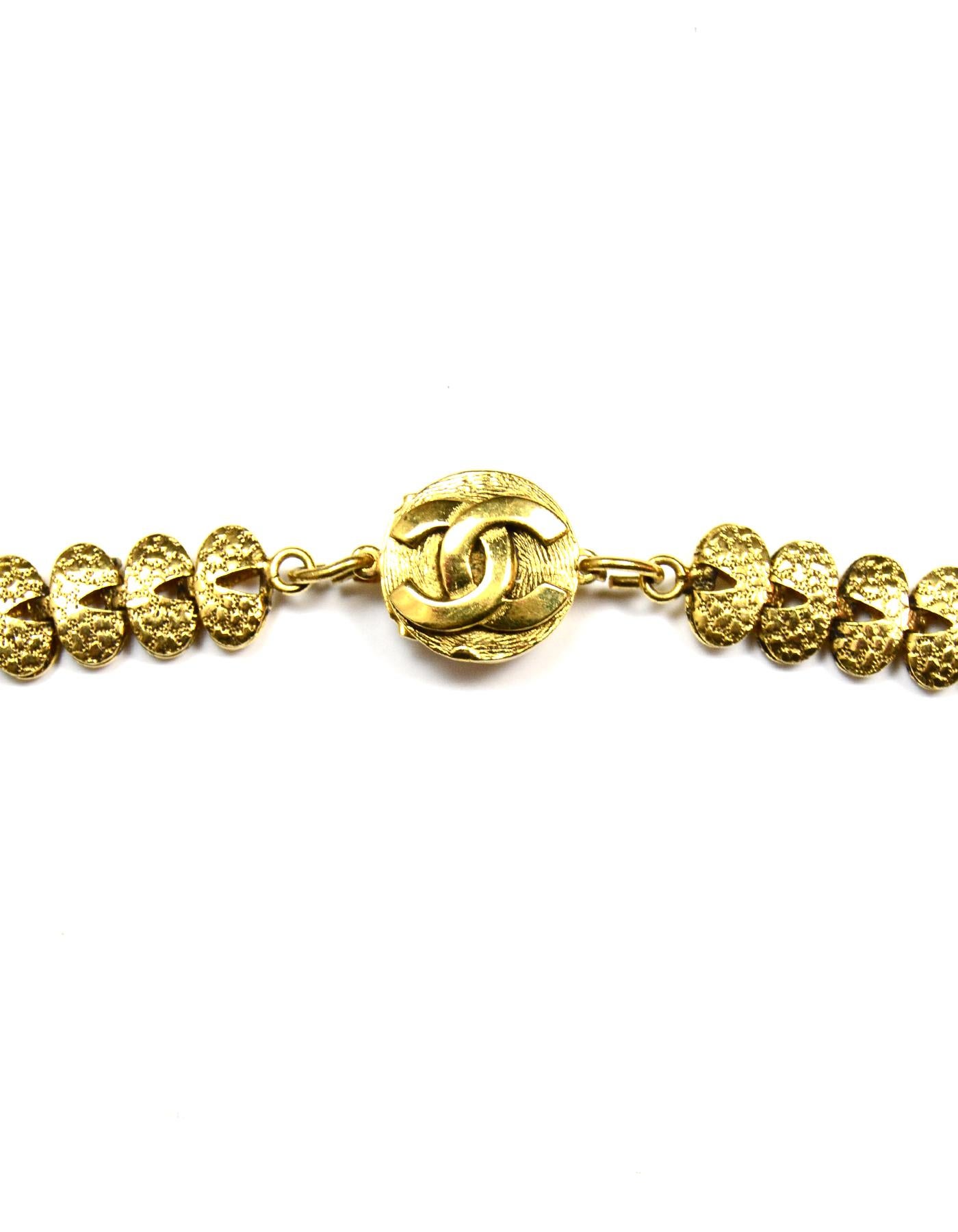 Chanel Vintage 1950's Goldtone Lionhead Choker Necklace In Good Condition In New York, NY