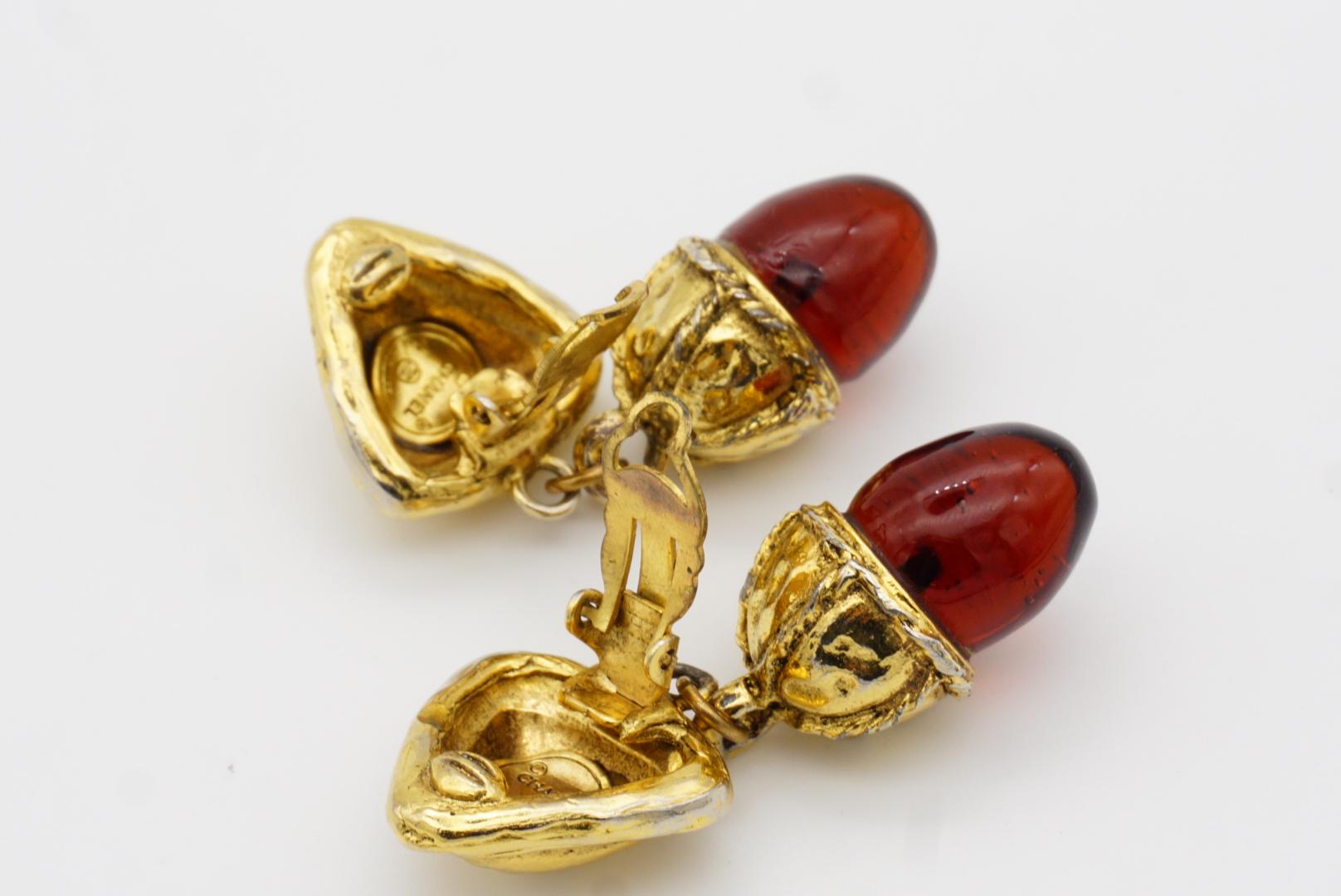 Chanel Vintage 1970 Gripoix Ruby Pine Cone Cabochon Triangle Drop Clip Earrings For Sale 8