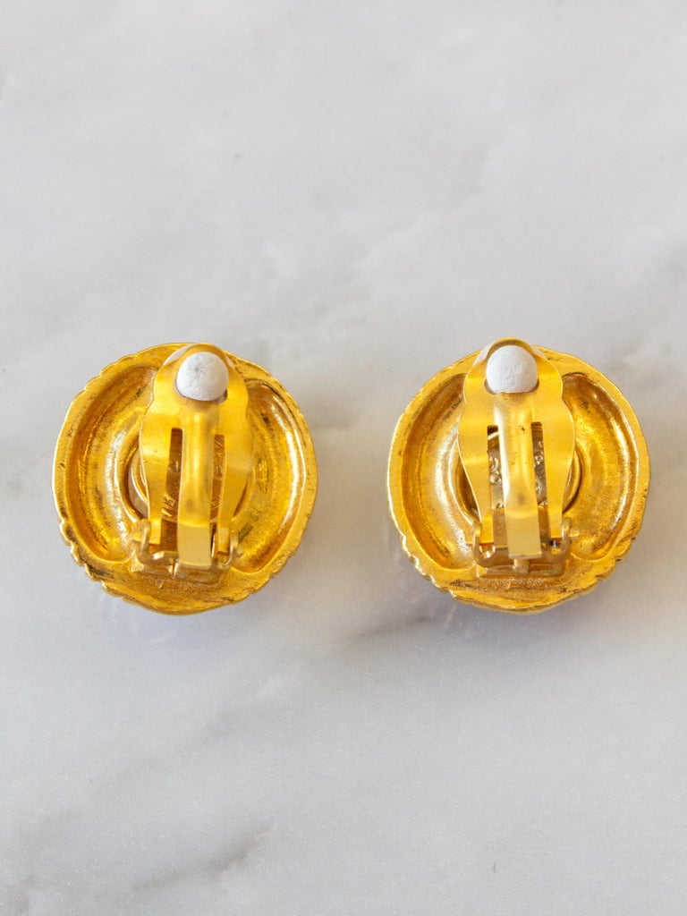 Chanel Vintage 1970s 18K Goldplated Quilted White Faux Pearl Clipon