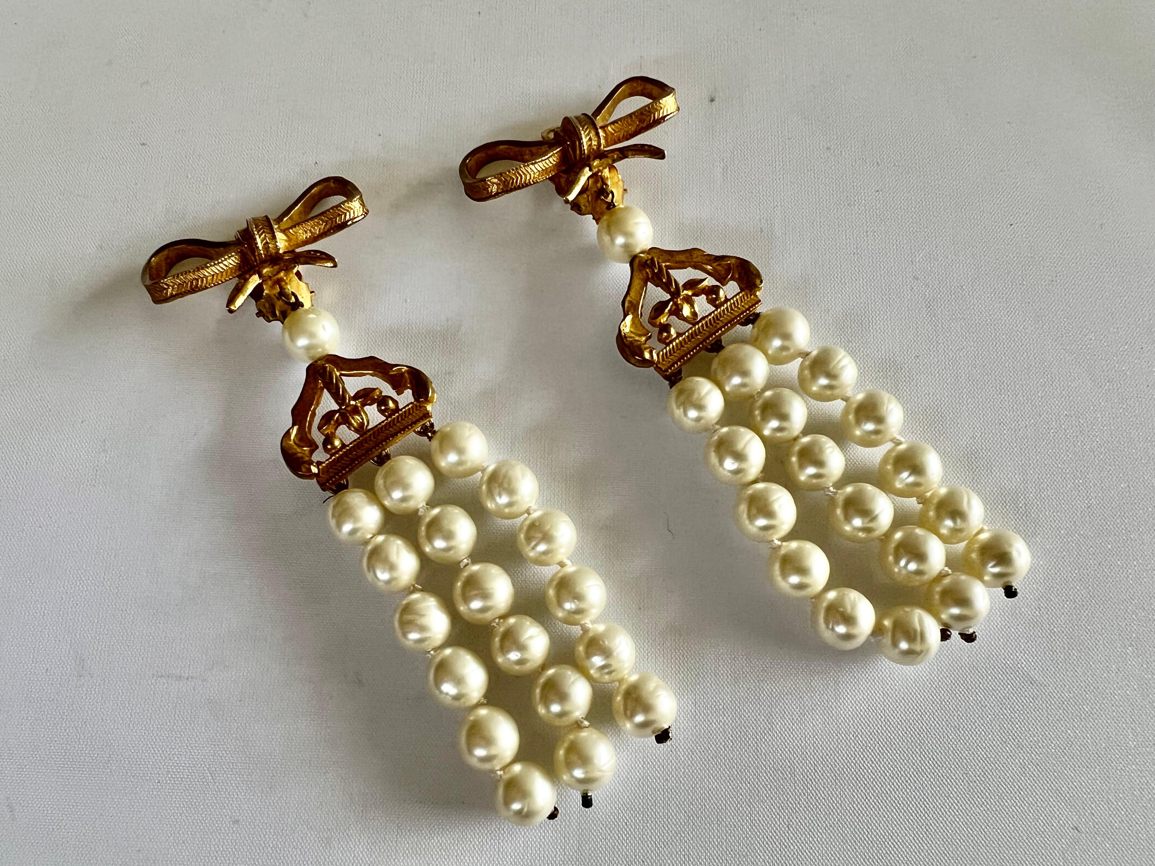 Baroque Chanel Vintage 1970s Gold Bow Pearl Chandelier Earrings  For Sale