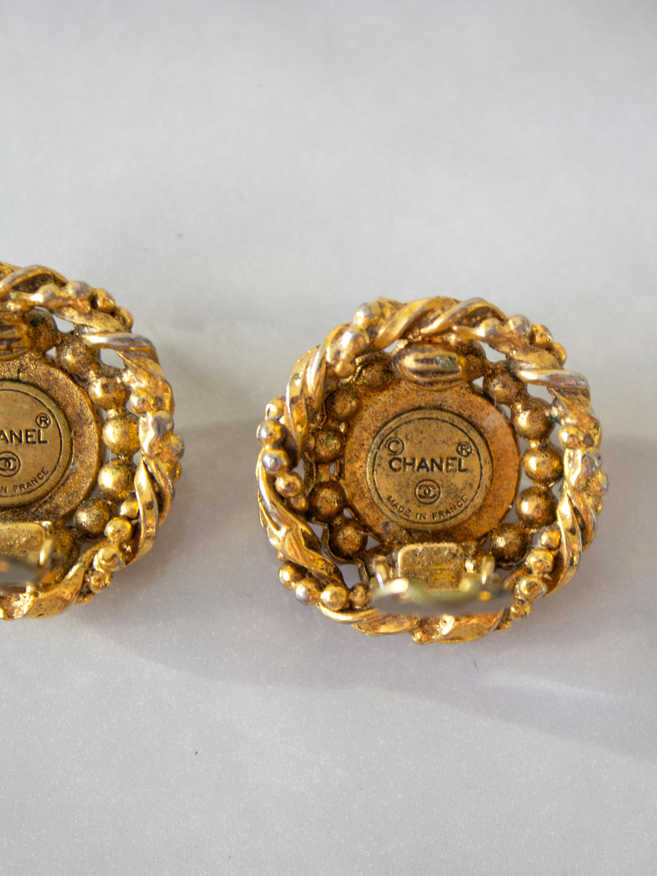 Chanel Vintage 1970s Gold-Plated Crystal Rhinestone Rope Bead Clip-On Earrings 7