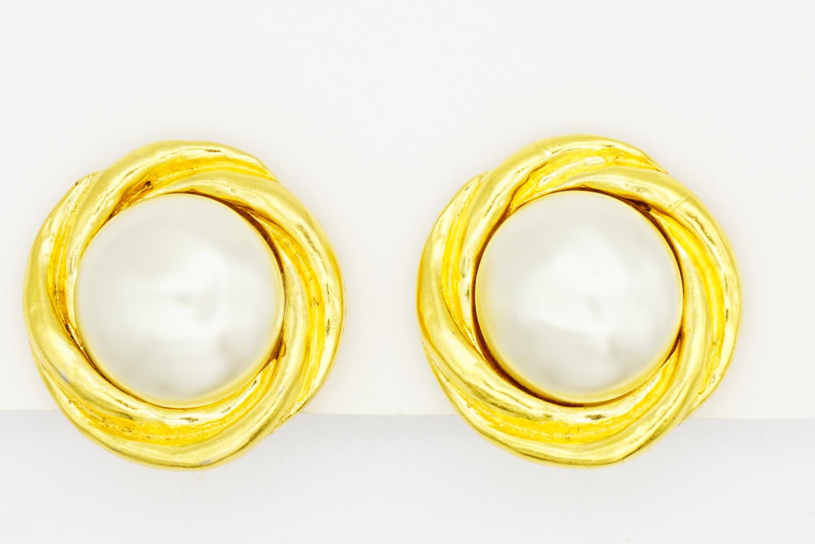 Chanel Vintage 1970s Large White Round Pearl Coco Spiral Twist Clip Earrings For Sale 3