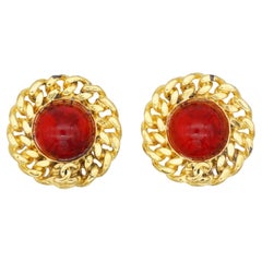 Chanel Vintage 1970 Logo CC Gripoix Rubis Cabochon Tresse Ajourée Clips