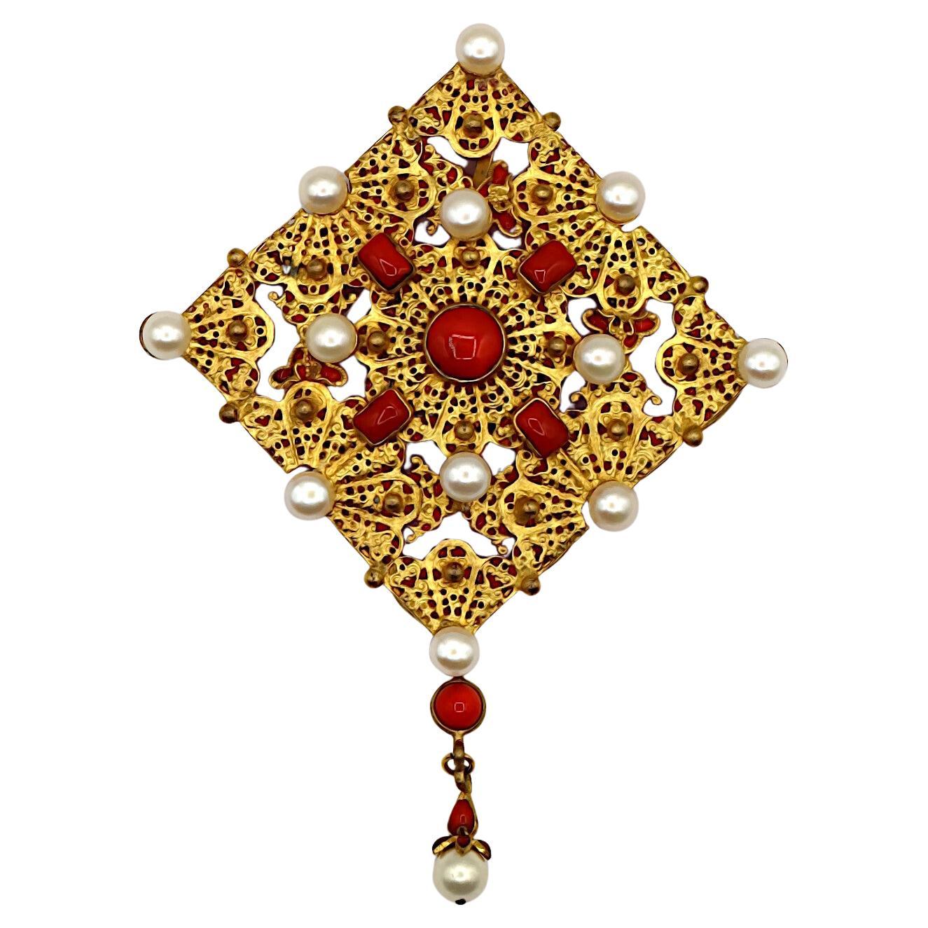 CHANEL Vintage 1970s Massive Intricate Filigree Gold Tone Diamond Brooch Pendant