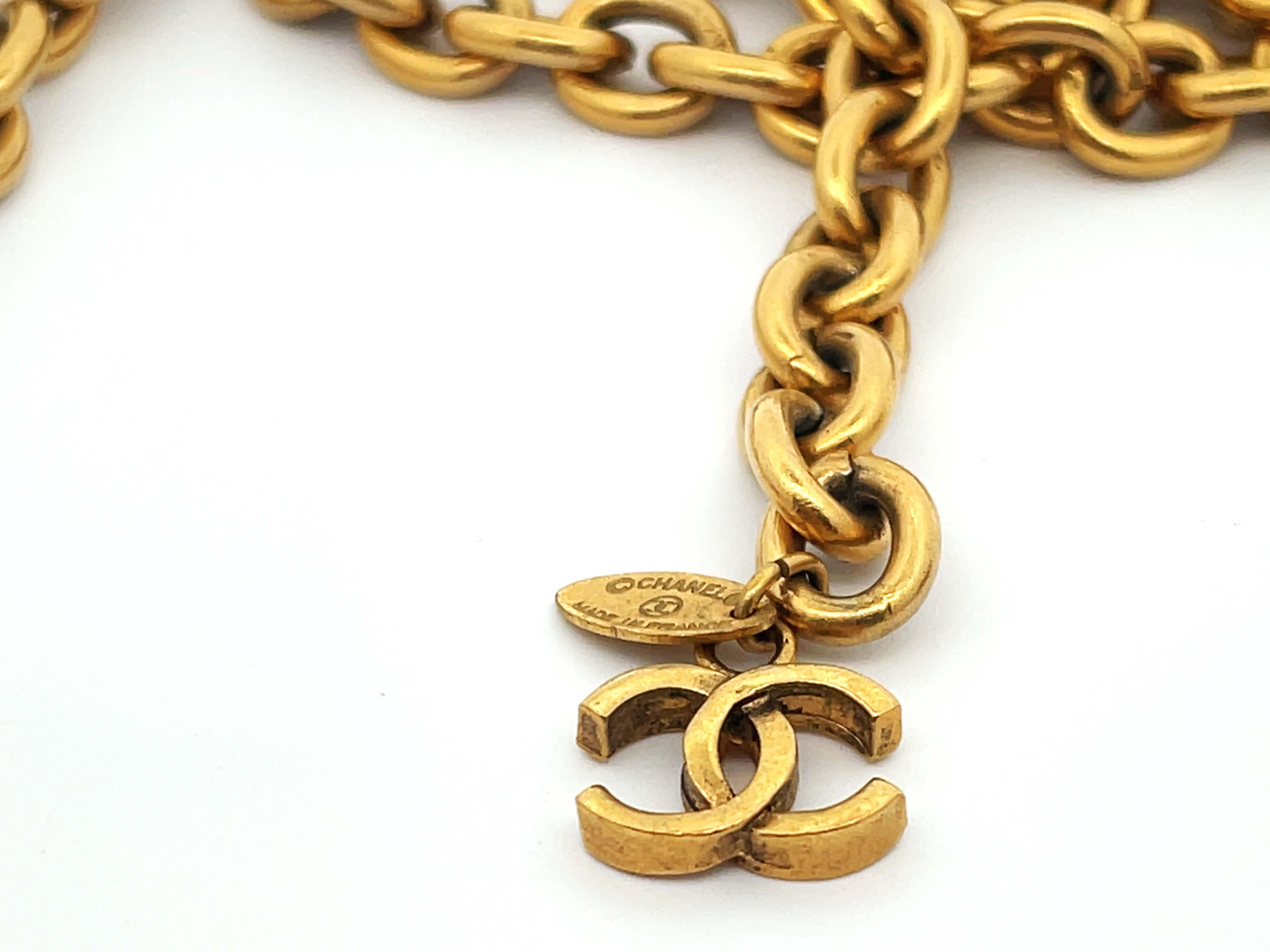 CHANEL Vintage 1980 Double Quilted CC Chain Belt In Good Condition For Sale In Honolulu, HI