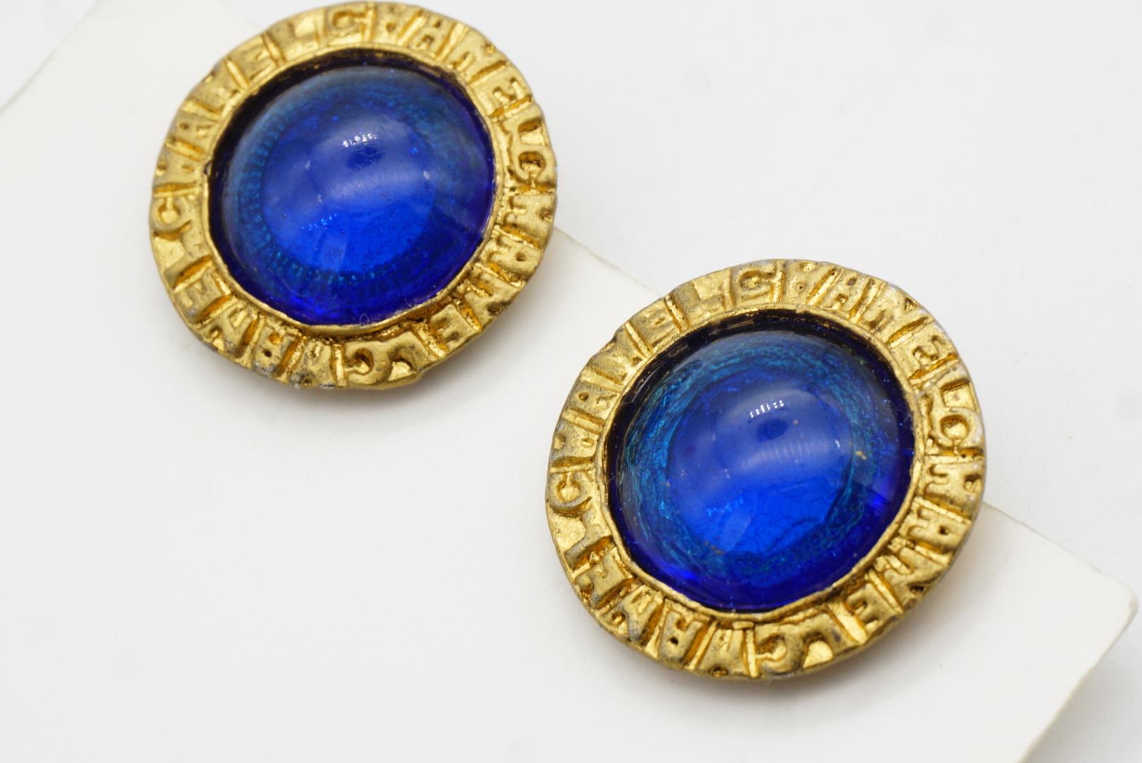 Chanel Vintage 1980 Gripoix Sapphire Cabochon CC Coco Logo Circle Clip Earrings For Sale 6