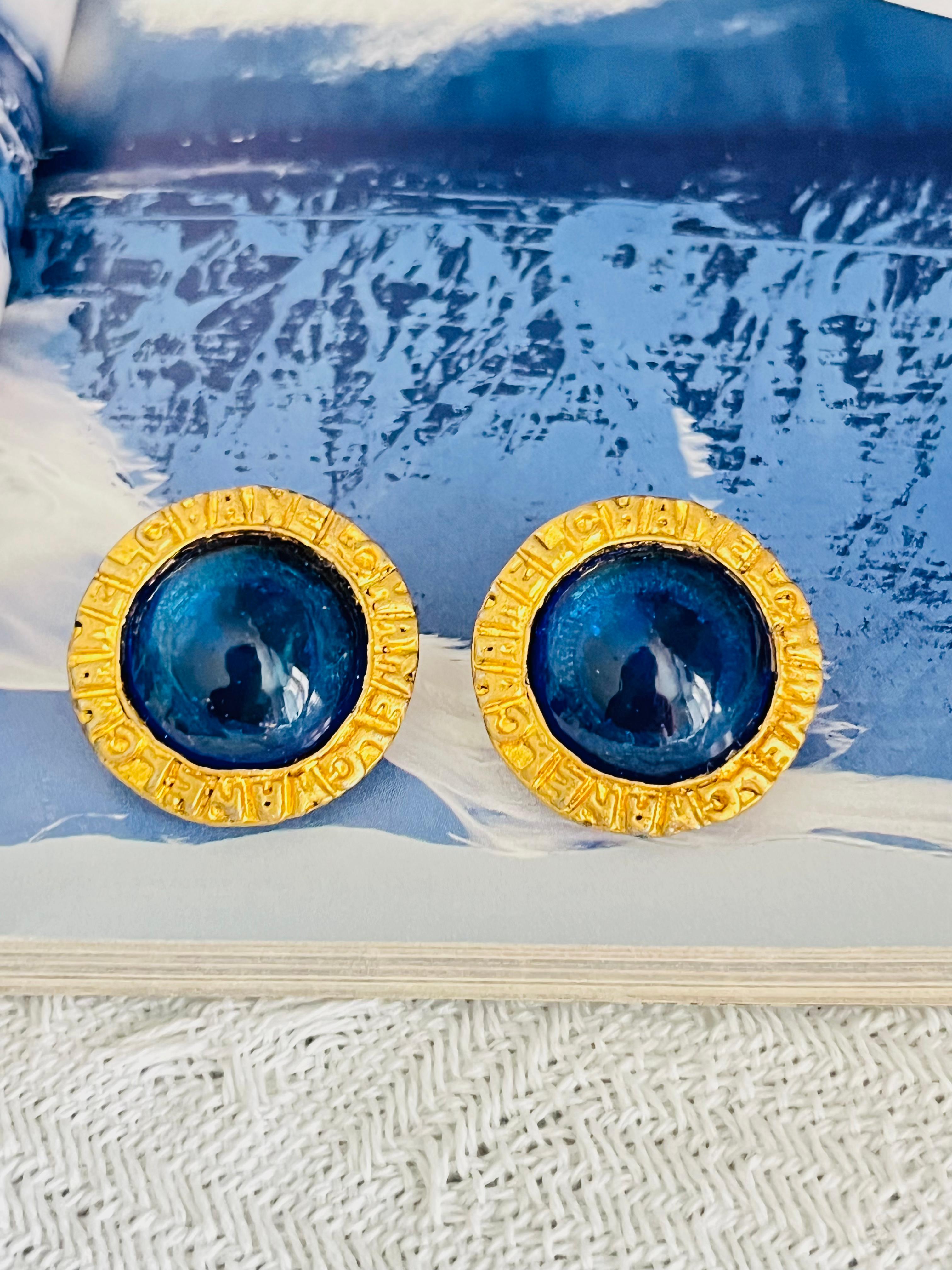 Art Deco Chanel Vintage 1980 Gripoix Sapphire Cabochon CC Coco Logo Circle Clip Earrings For Sale