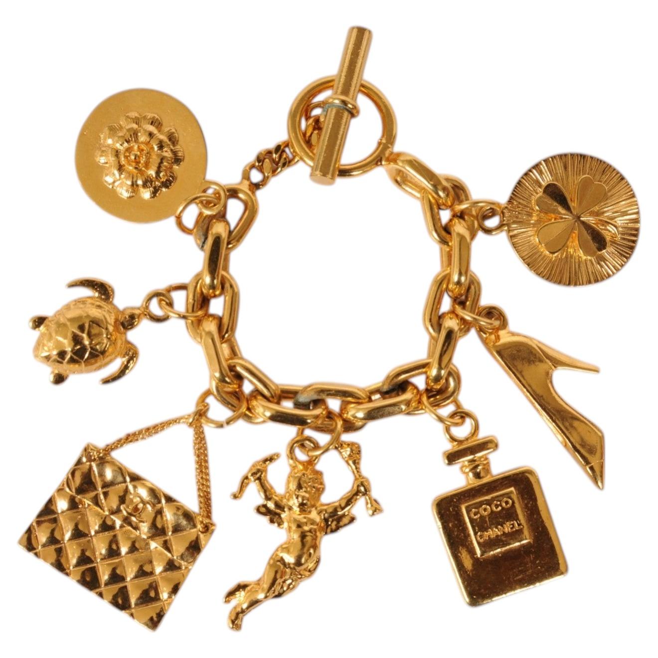 Chanel Vintage 1980s 1990s 7 Iconic SymbolCharm Bracelet Gold Tone Quilted CC