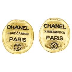 Chanel Vintage 1980s Black Logo CC 31 Rue Cambon Paris Large Oval Clip Earrings