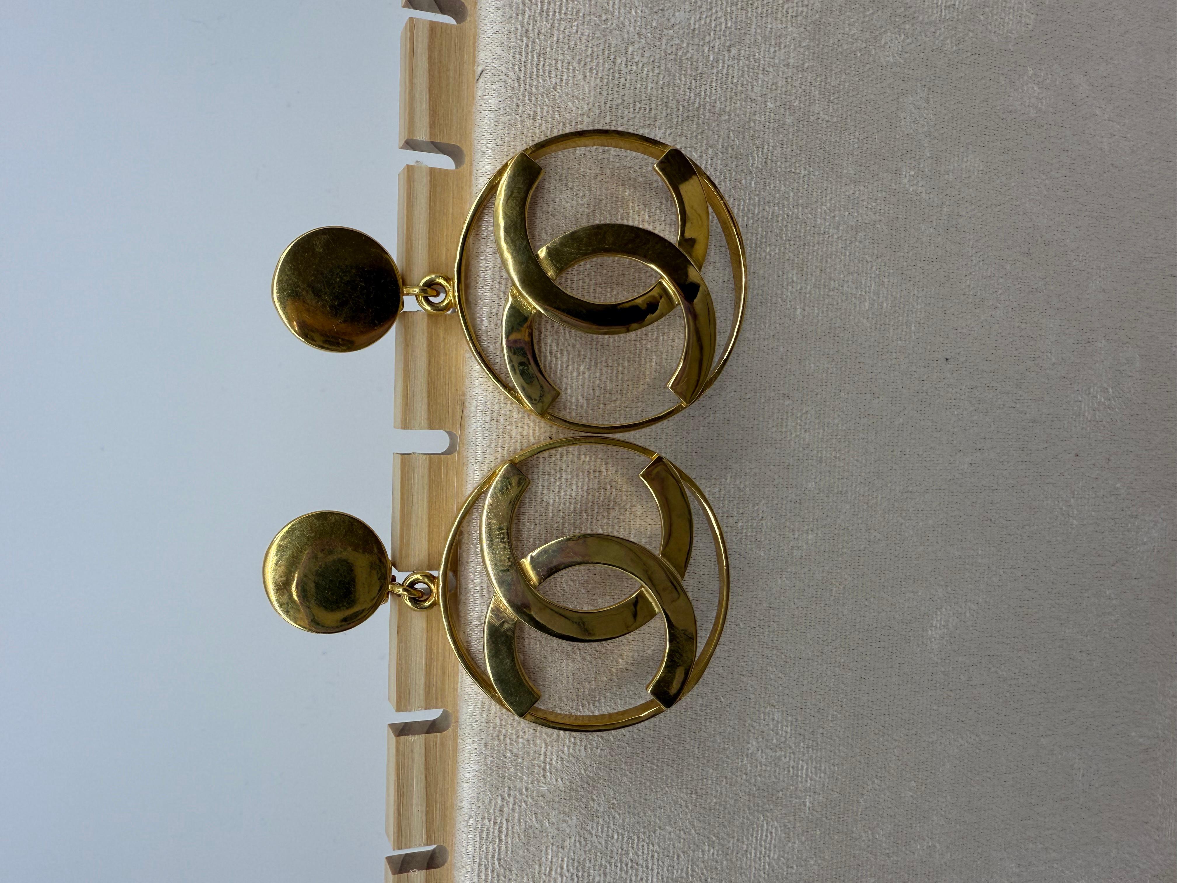 De las mujeres Chanel Vintage Años 80 Pendientes CC 