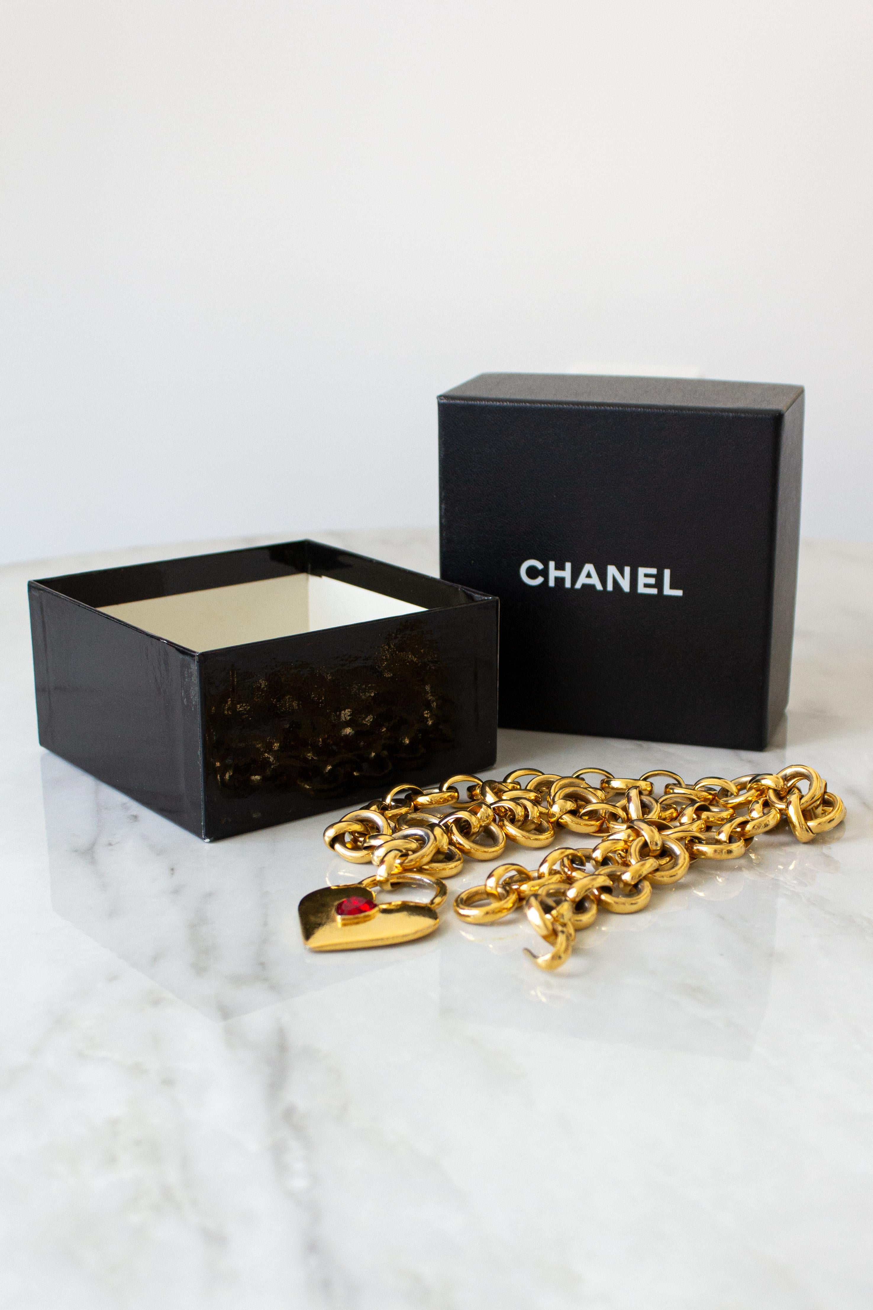 Women's Chanel Vintage 1980s Gold Red Crystal Heart Padlock Chain Necklace Belt
