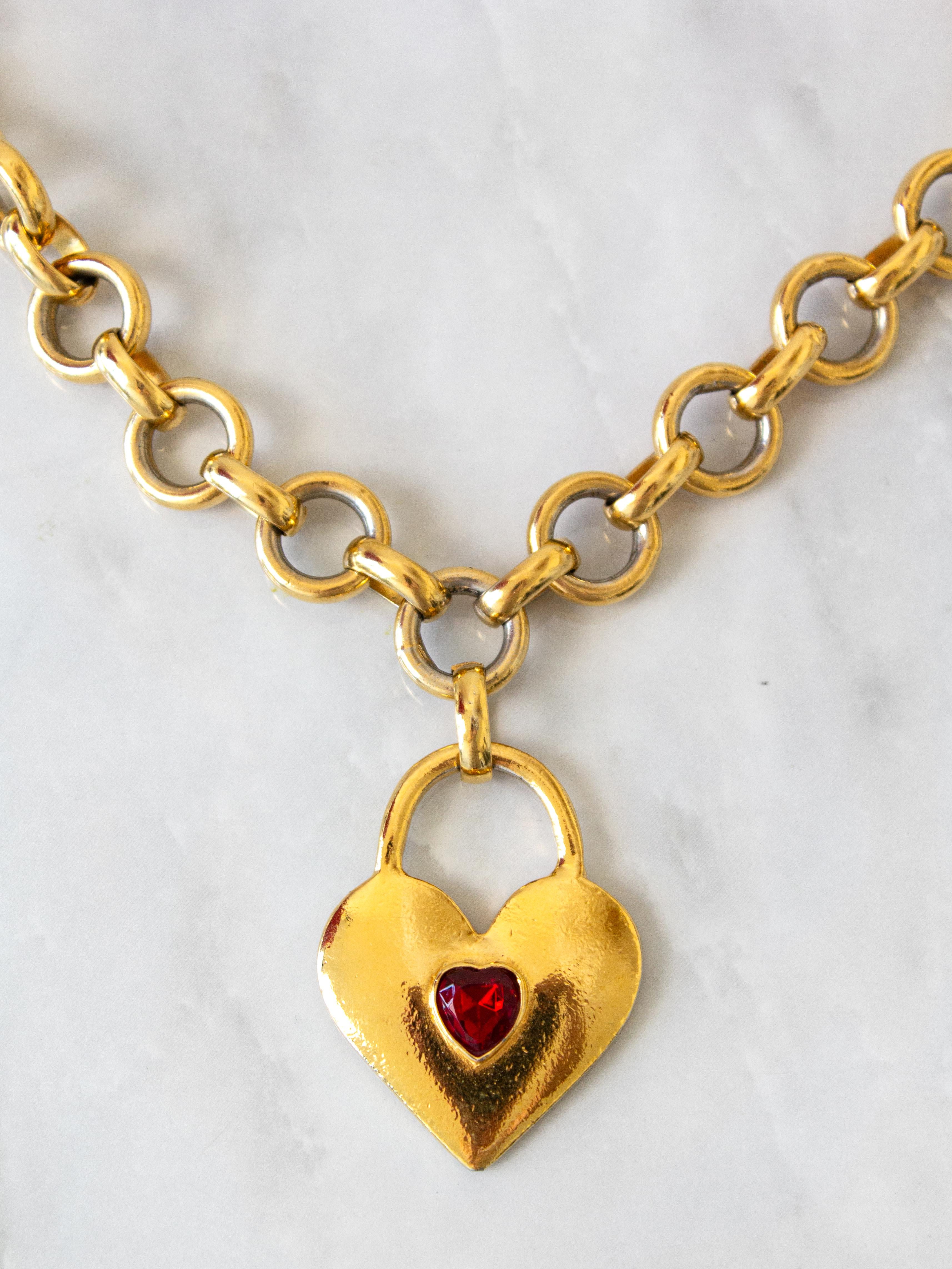 Chanel Vintage 1980s Gold Red Crystal Heart Padlock Chain Necklace Belt 3