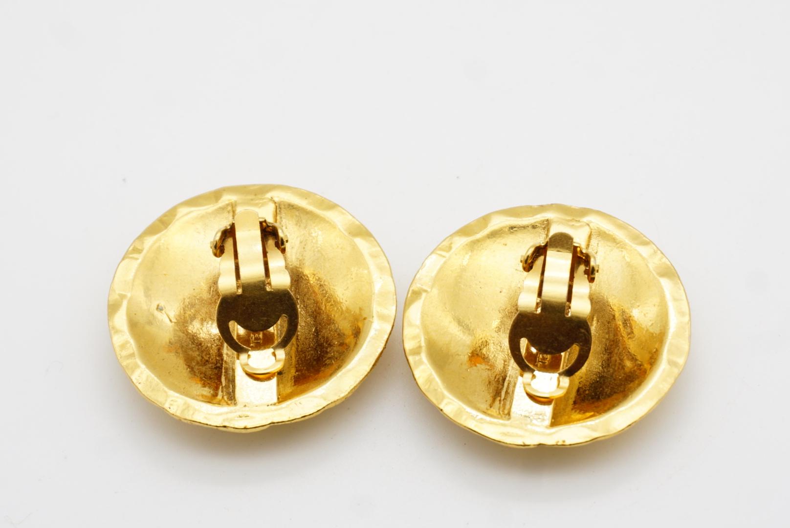 Chanel Vintage 1960s Large Quilted CC Coco Logo Matelassé Medallion Earrings For Sale 8