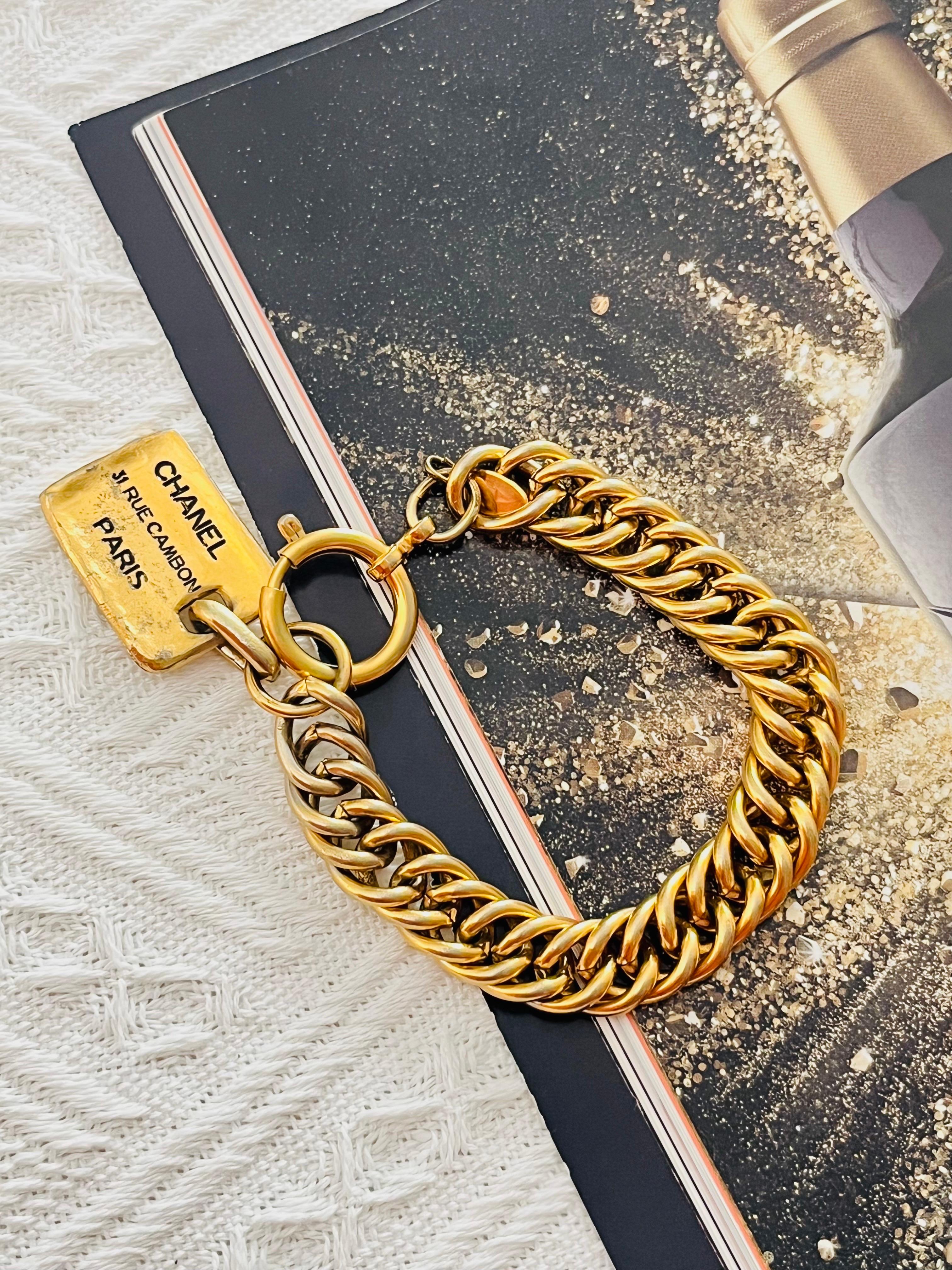 Chanel Vintage 1980 Large Rectangle Black Logo CC 31 Rue Cambon Paris Bracelet Bon état à Wokingham, England