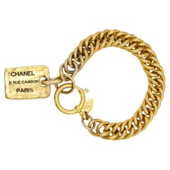 Bracciale Chanel vintage anni '80 grande rettangolo nero con logo CC 31 Rue Cambon Paris