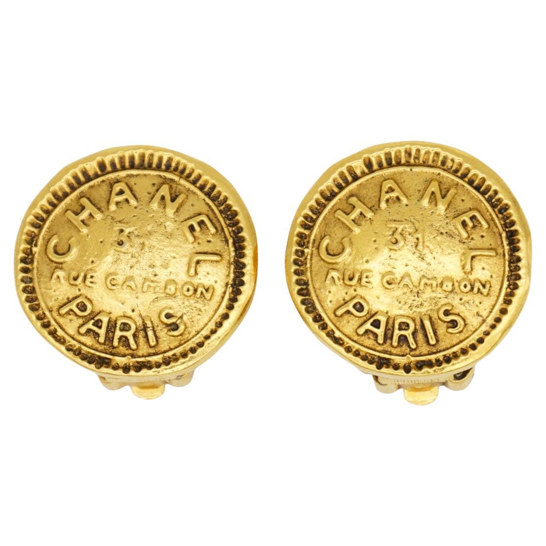 Chanel Vintage Años 80 Logo CC 31 Rue Cambon París Pendientes Botón Redondo Relieve en venta