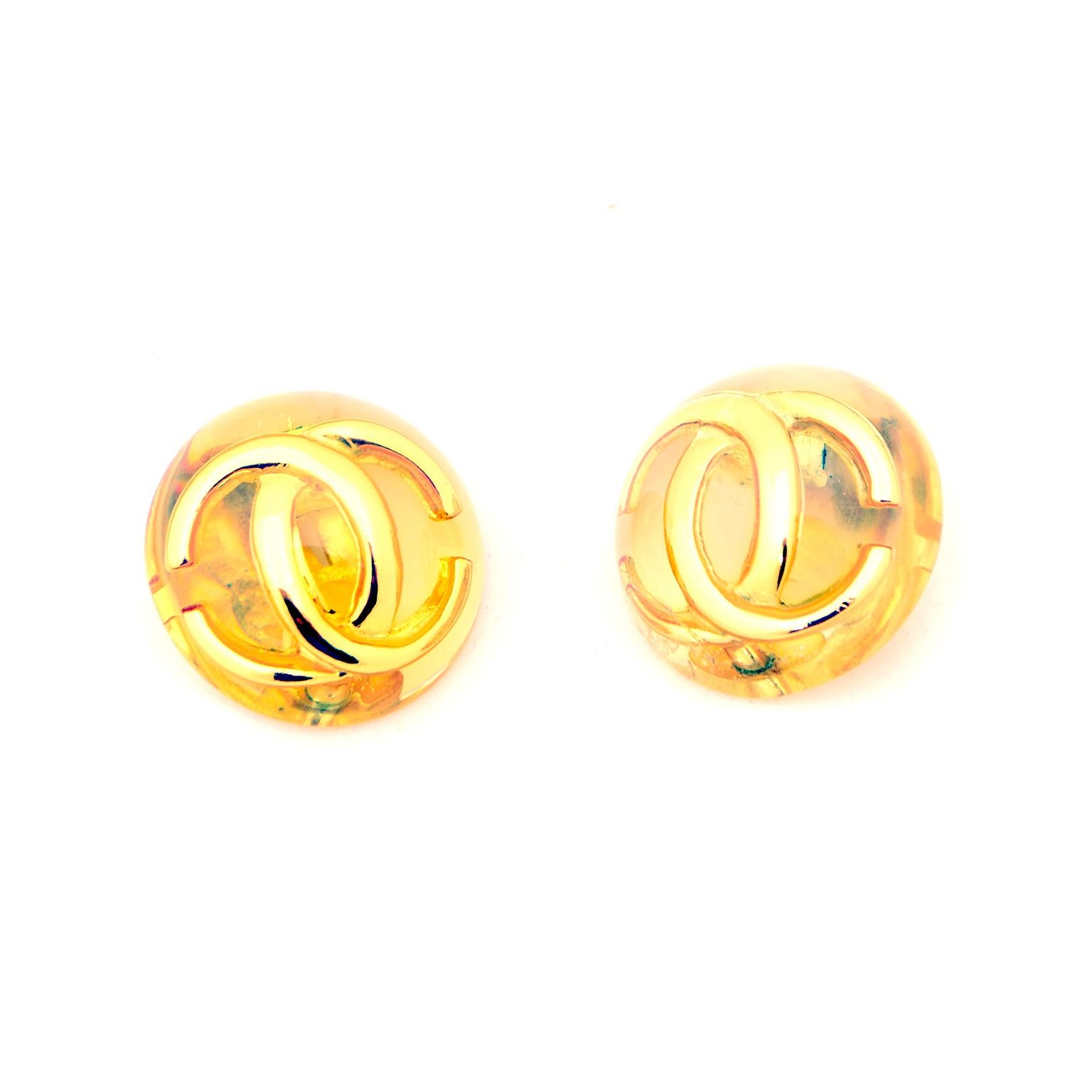 Women's Chanel Vintage 1980s Lucite Dome Gold CC Logo Clip Earrings