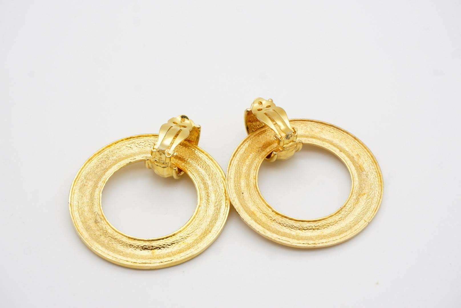 Chanel Vintage 1980er Jahre Massive Iconic Lava Runde Kreis Creolen Chunky Clip-Ohrringe im Angebot 8