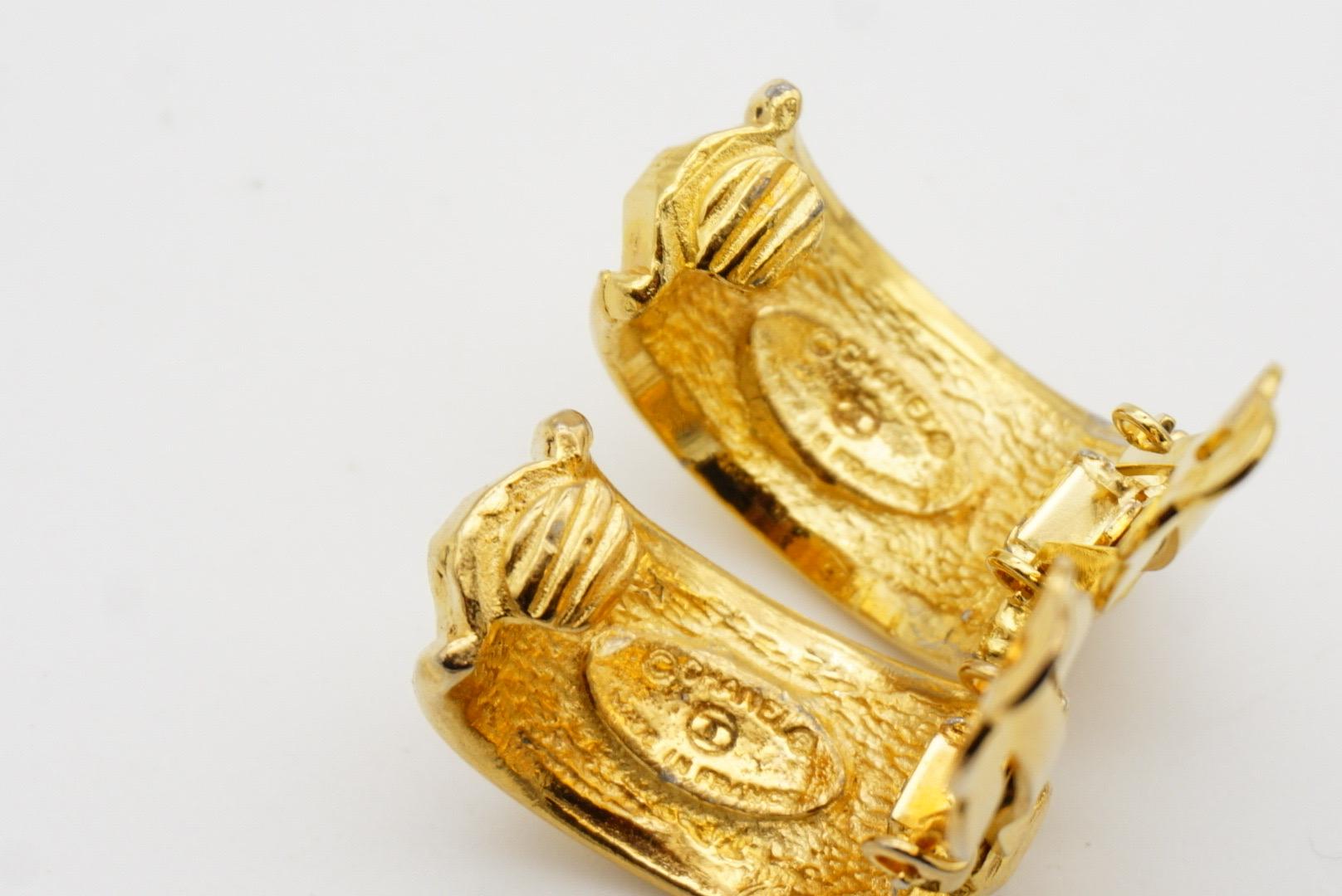 Chanel Vintage 1980er Jahre Massive Iconic Lava Runde Kreis Creolen Chunky Clip-Ohrringe im Angebot 11