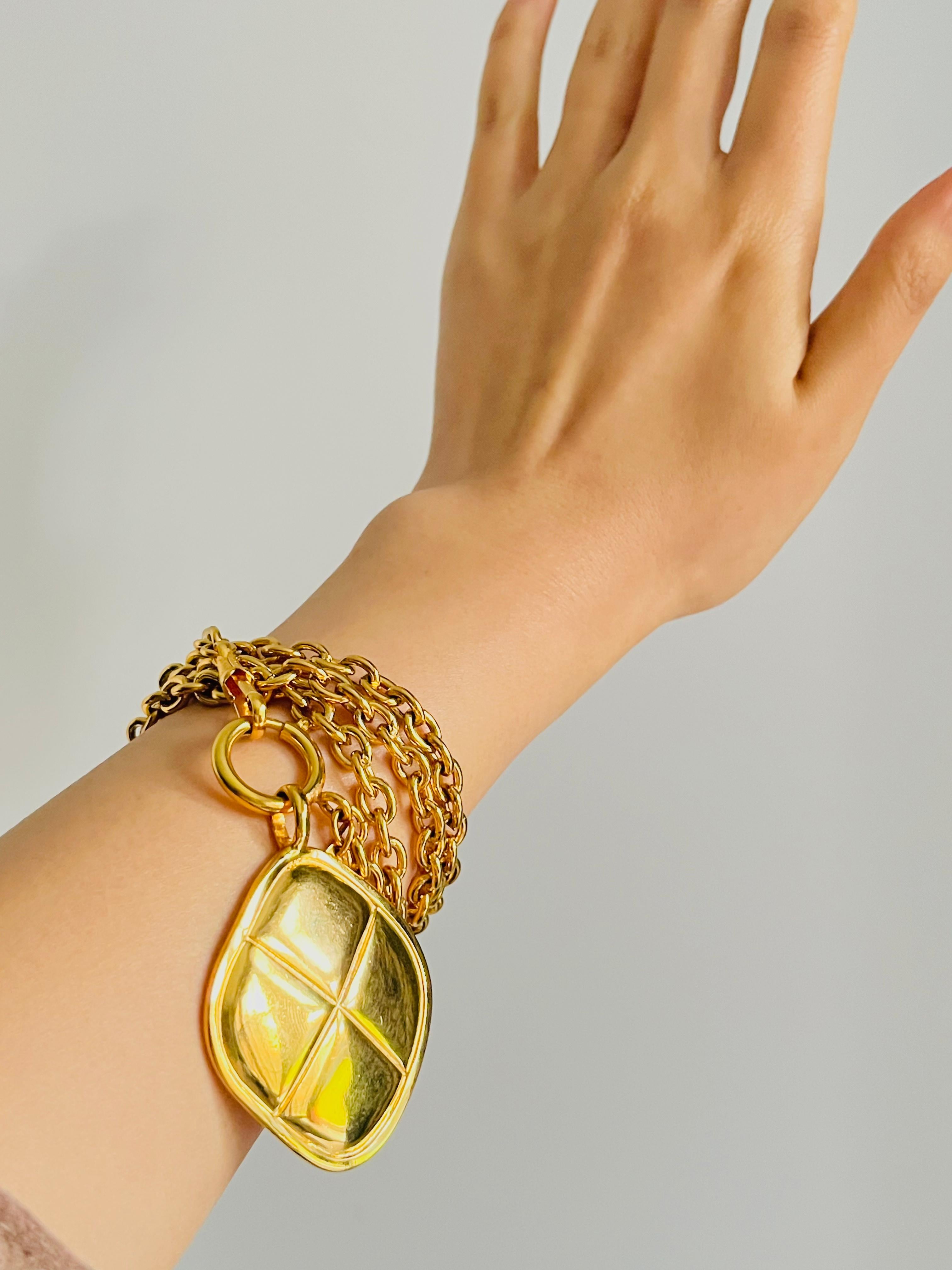 Chanel Vintage 1980s Matelassé Gesteppt Glow Diamond Lange Halskette Gürtel Armband im Angebot 8