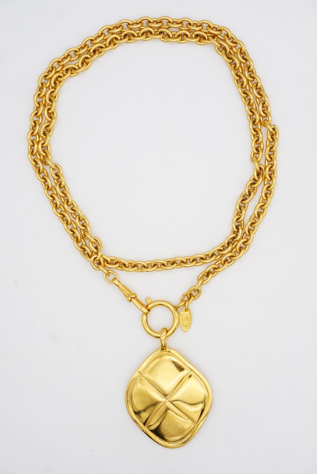 Chanel Vintage 1980s Matelassé Gesteppt Glow Diamond Lange Halskette Gürtel Armband im Angebot 11