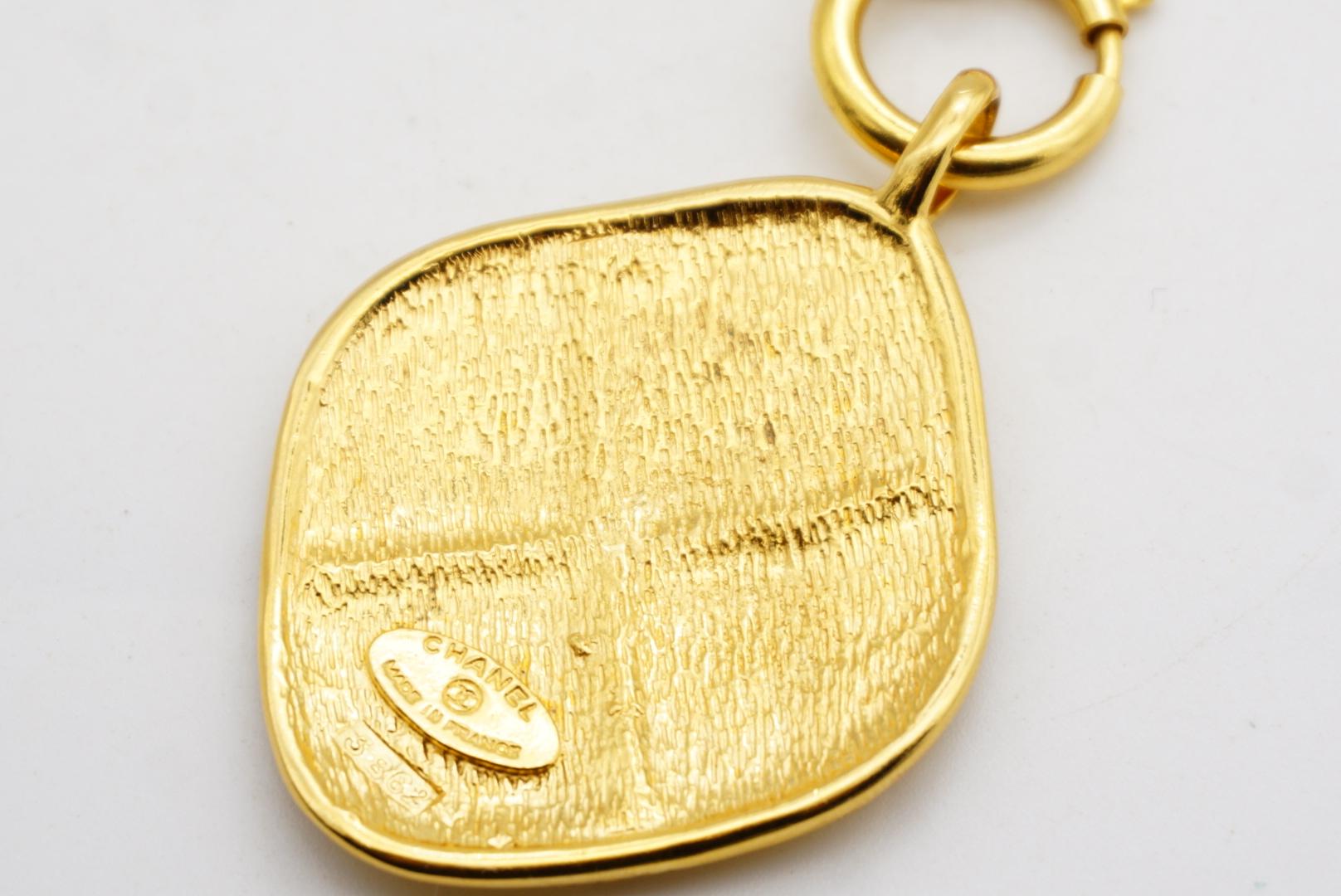 Chanel Vintage 1980s Matelass�é Gesteppt Glow Diamond Lange Halskette Gürtel Armband im Angebot 15