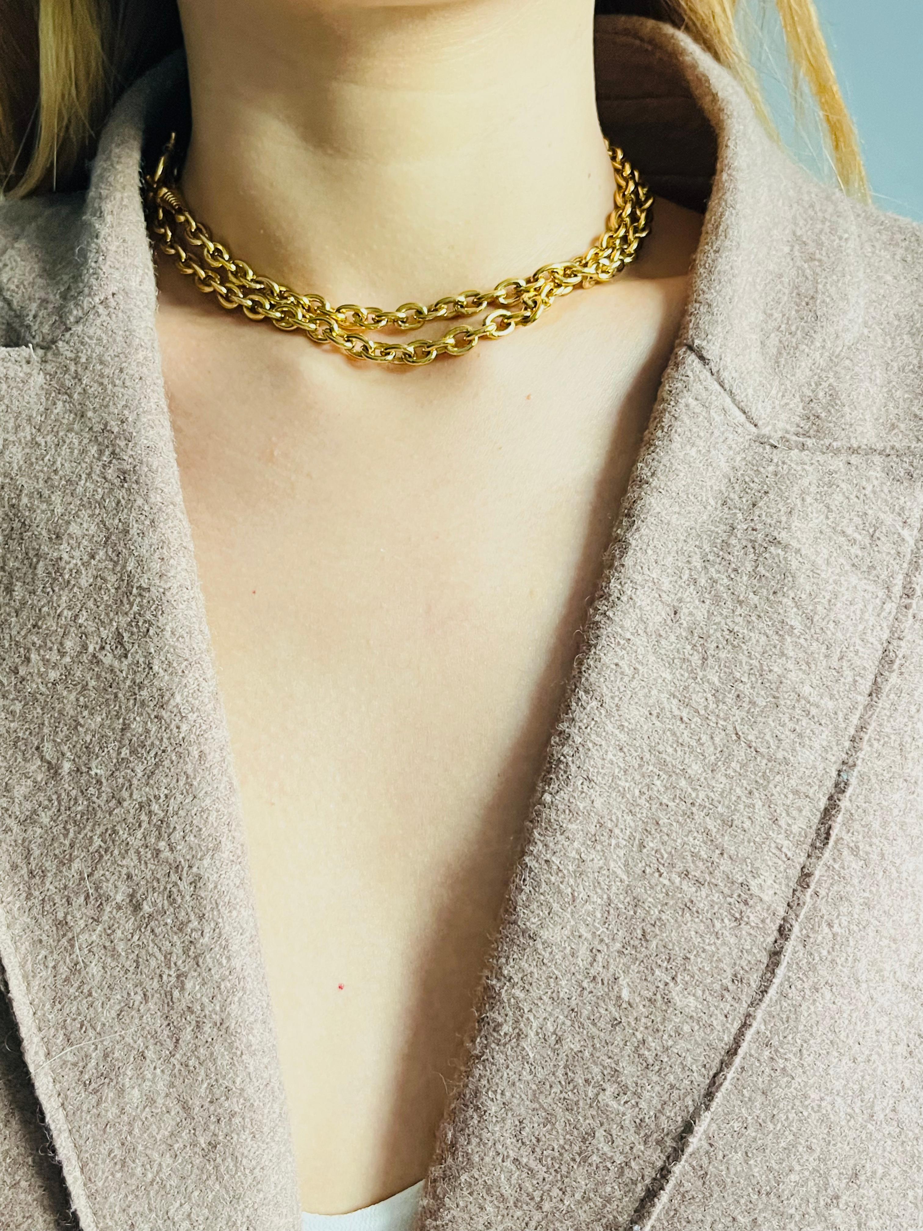 Chanel Vintage 1980s Matelassé Gesteppt Glow Diamond Lange Halskette Gürtel Armband im Angebot 1