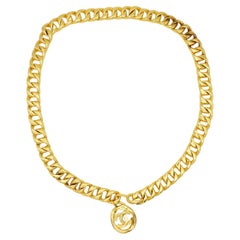 Ceinture collier vintage Chanel des années 1980 avec médaillon CC et maillons de boucle emboîtés
