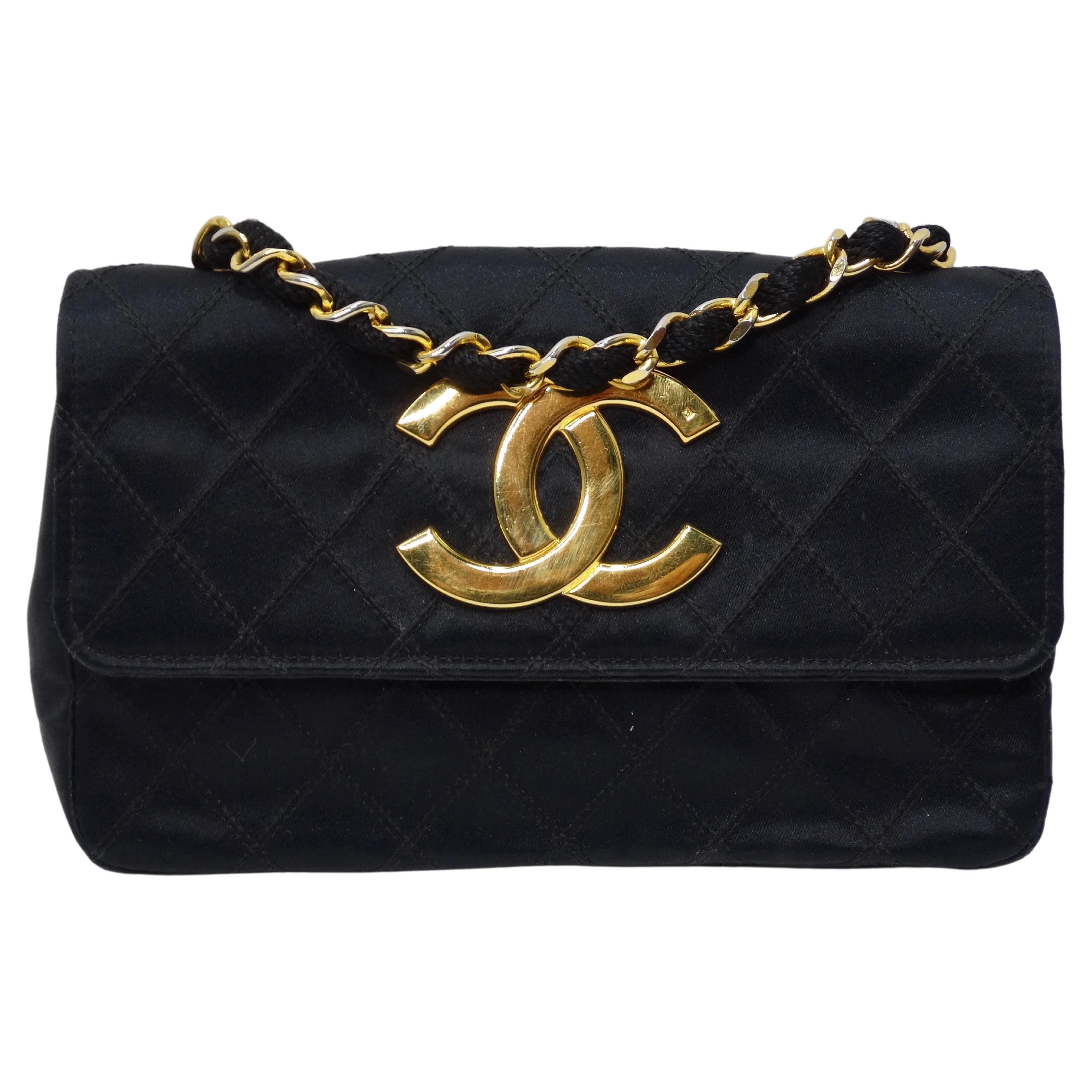 Chanel 28cm Black Quilted Patent Leather  CC Turn Lock Shoulder Flap Bag  For Sale at 1stDibs