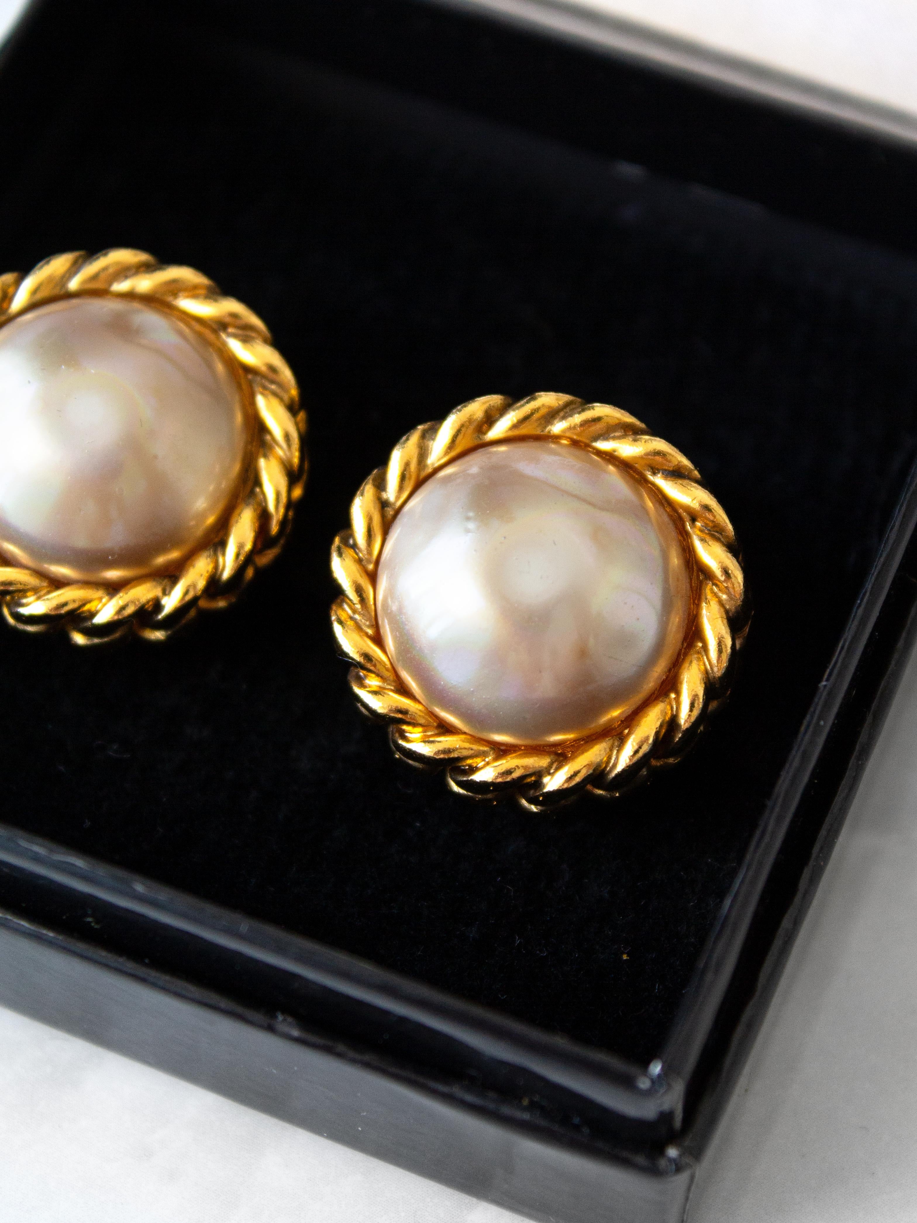 chanel 18k gold earrings
